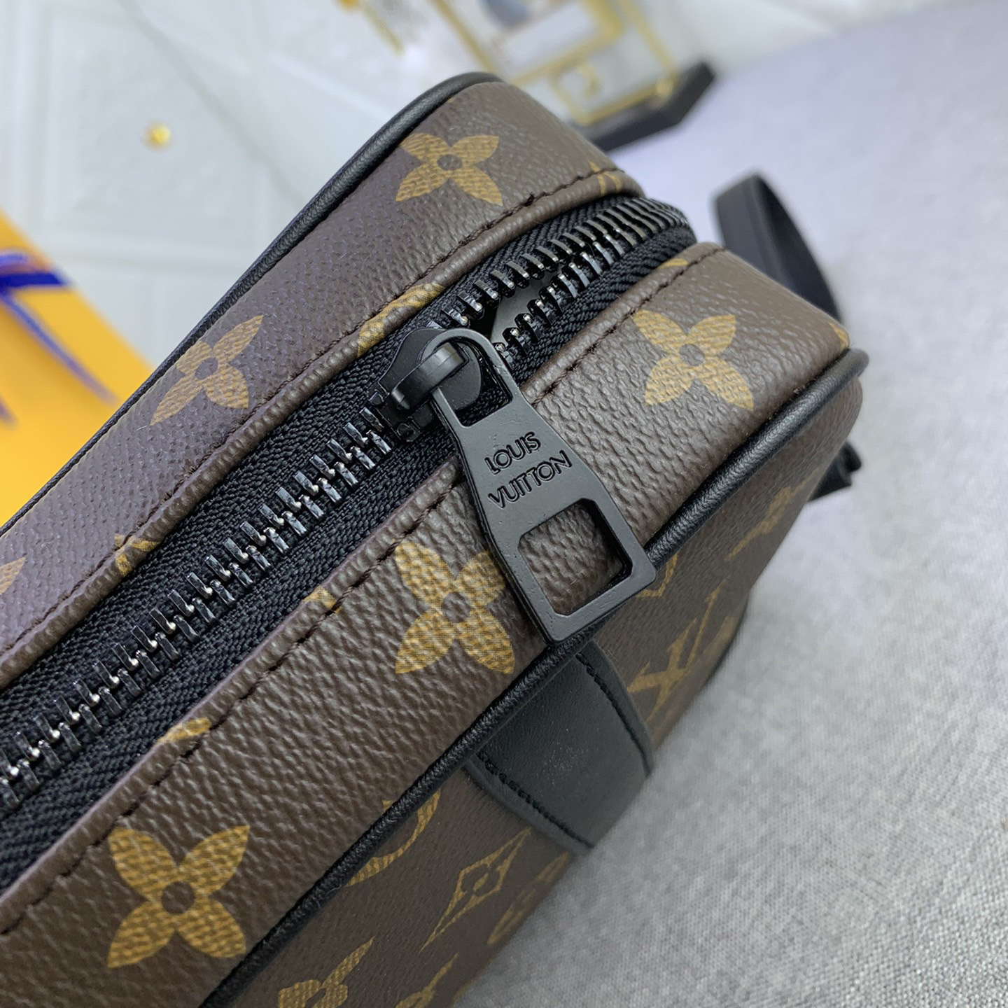 LV Designer Bag Shoulder Bag Luxury Bag Cosmetic Bag Wash Bag Wallet Crossbody Designer Bag Ladies Casual Handbag Chain Ladies Mini Bag