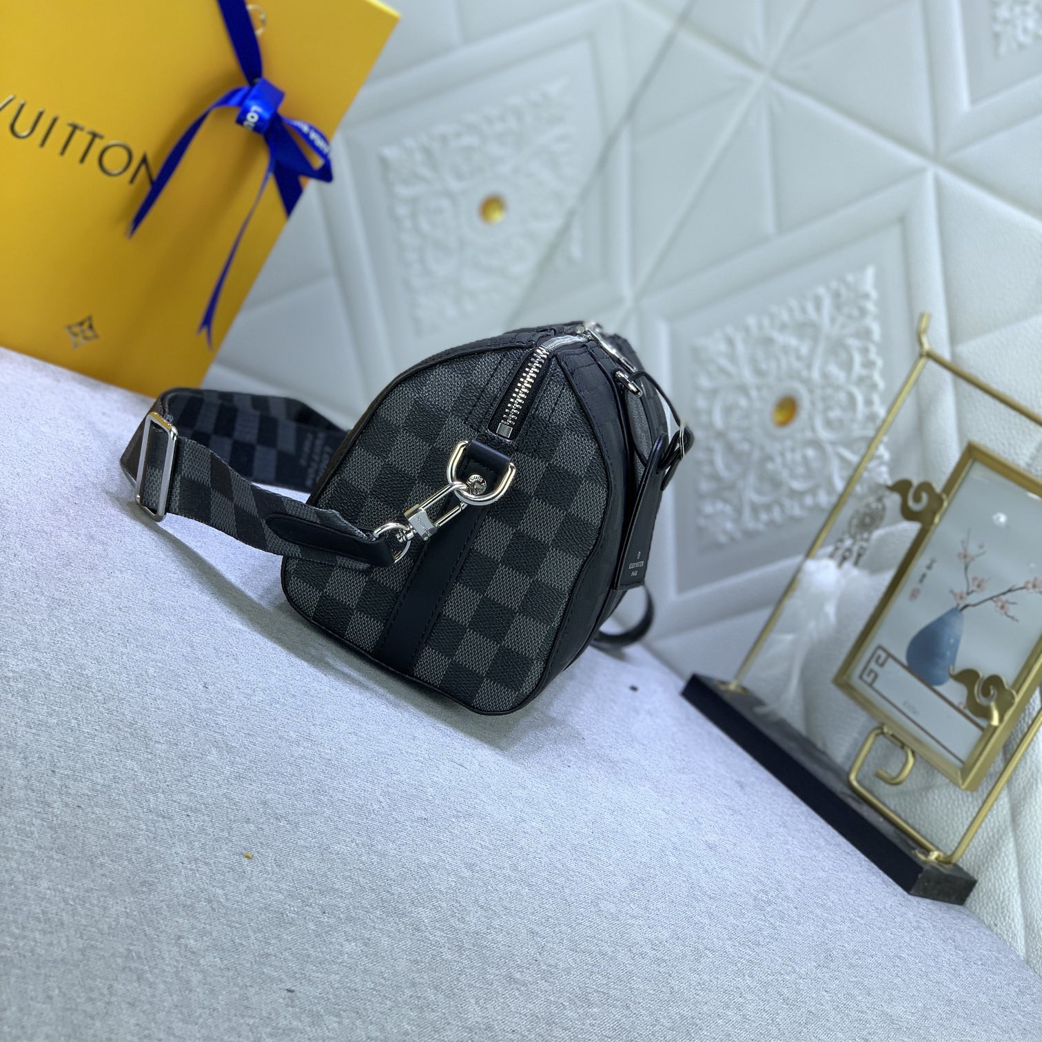 LV Designer Bagss Luxury Bag Classic Handbag Leisure travel Bag Canvas Body With Detachable Shoulder Straps Women High Quality Leather Bag