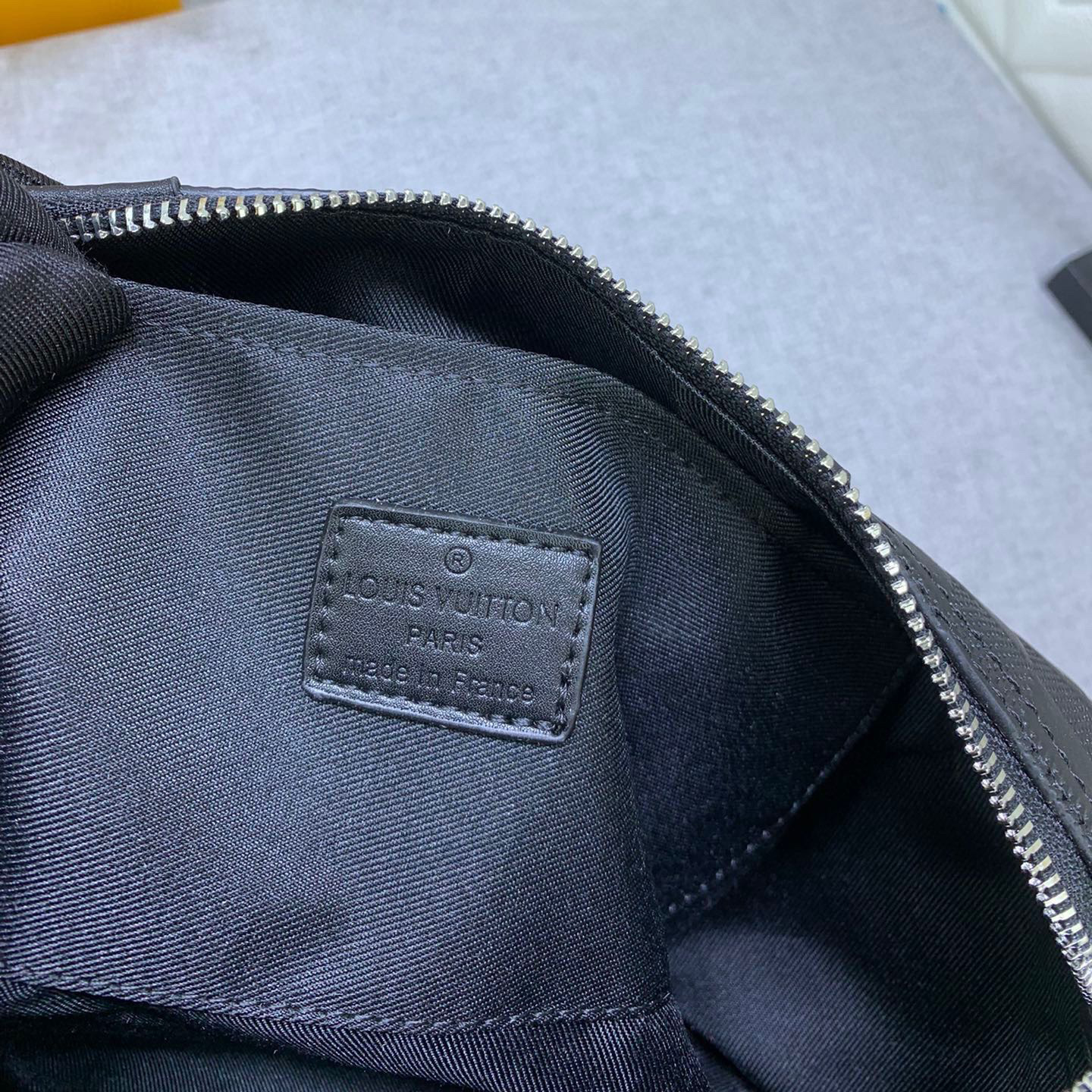 LV Designer Bagss Luxury Bag Classic Handbag Leisure travel Bag Canvas Body With Detachable Shoulder Straps Women High Quality Leather Bag