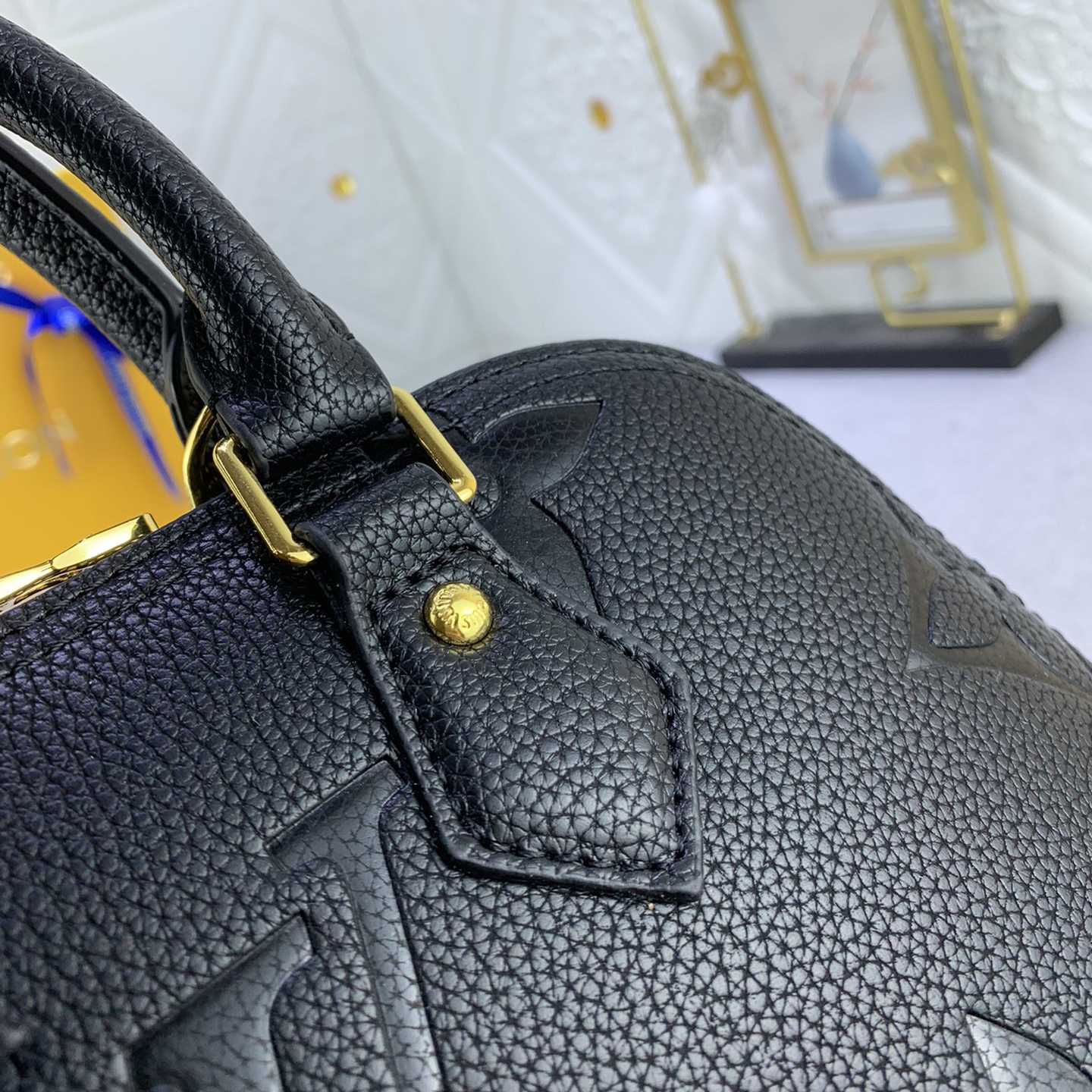 LV Designer Bagss Luxury Bag Classic Handbag Leisure Bag Embossed Shell Bag Fashion Women High Quality Leather Bag