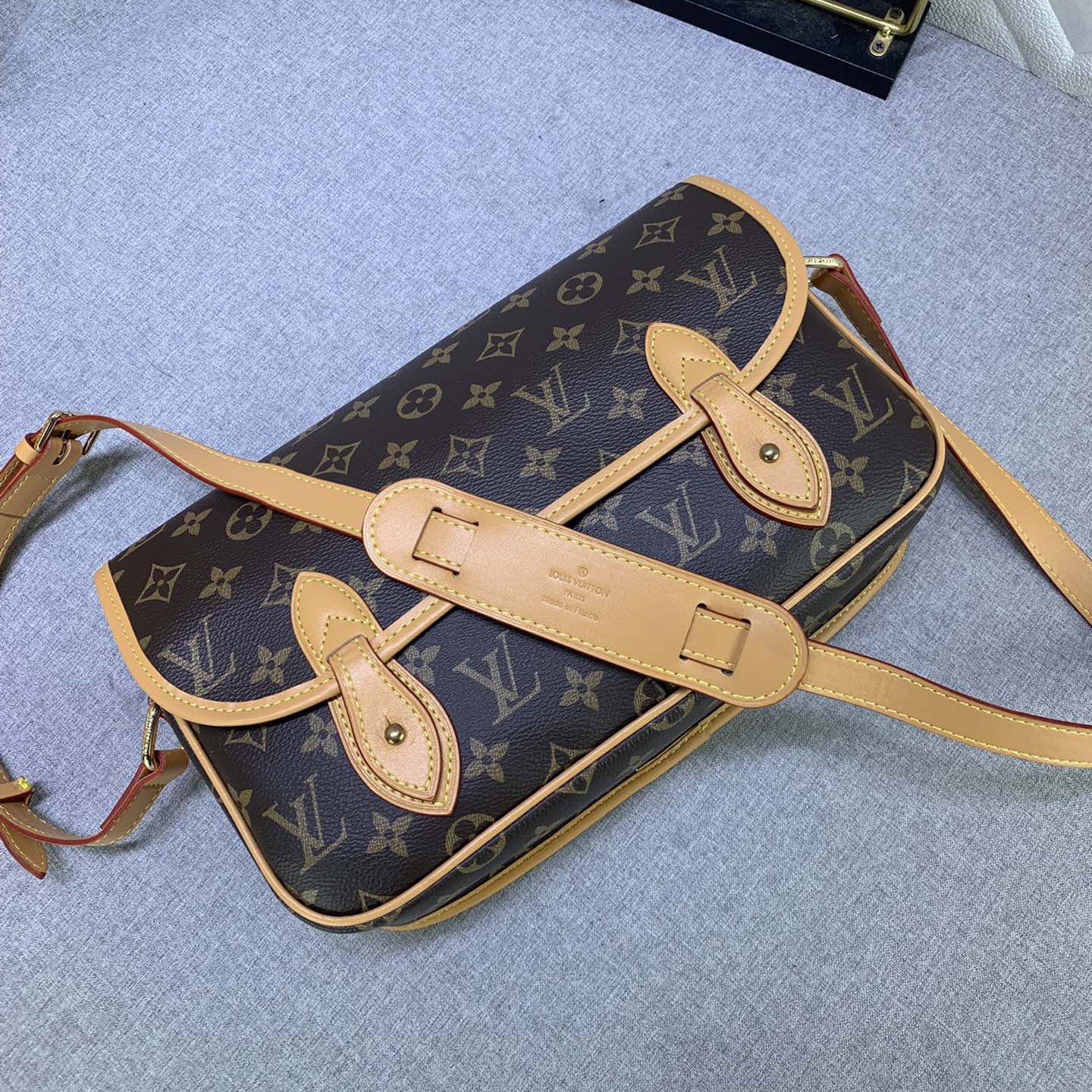 LV High Qualitys Women Bags Luxurys Handbags Ladies Designer Composite Bags Lady Clutch Bag Shoulder Tote Female Purse Wallet Hand Bag