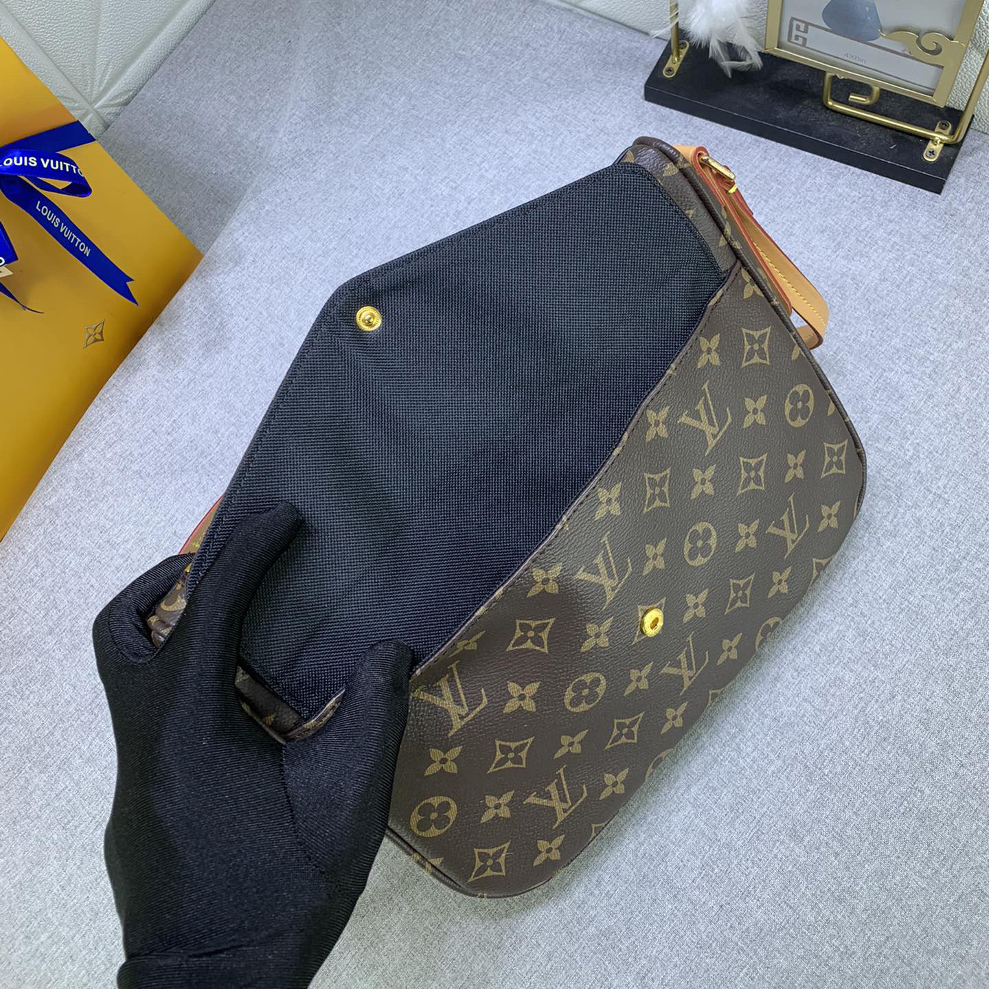 LV High Qualitys Women Bags Luxurys Handbags Ladies Designer Composite Bags Lady Clutch Bag Shoulder Tote Female Purse Wallet Hand Bag