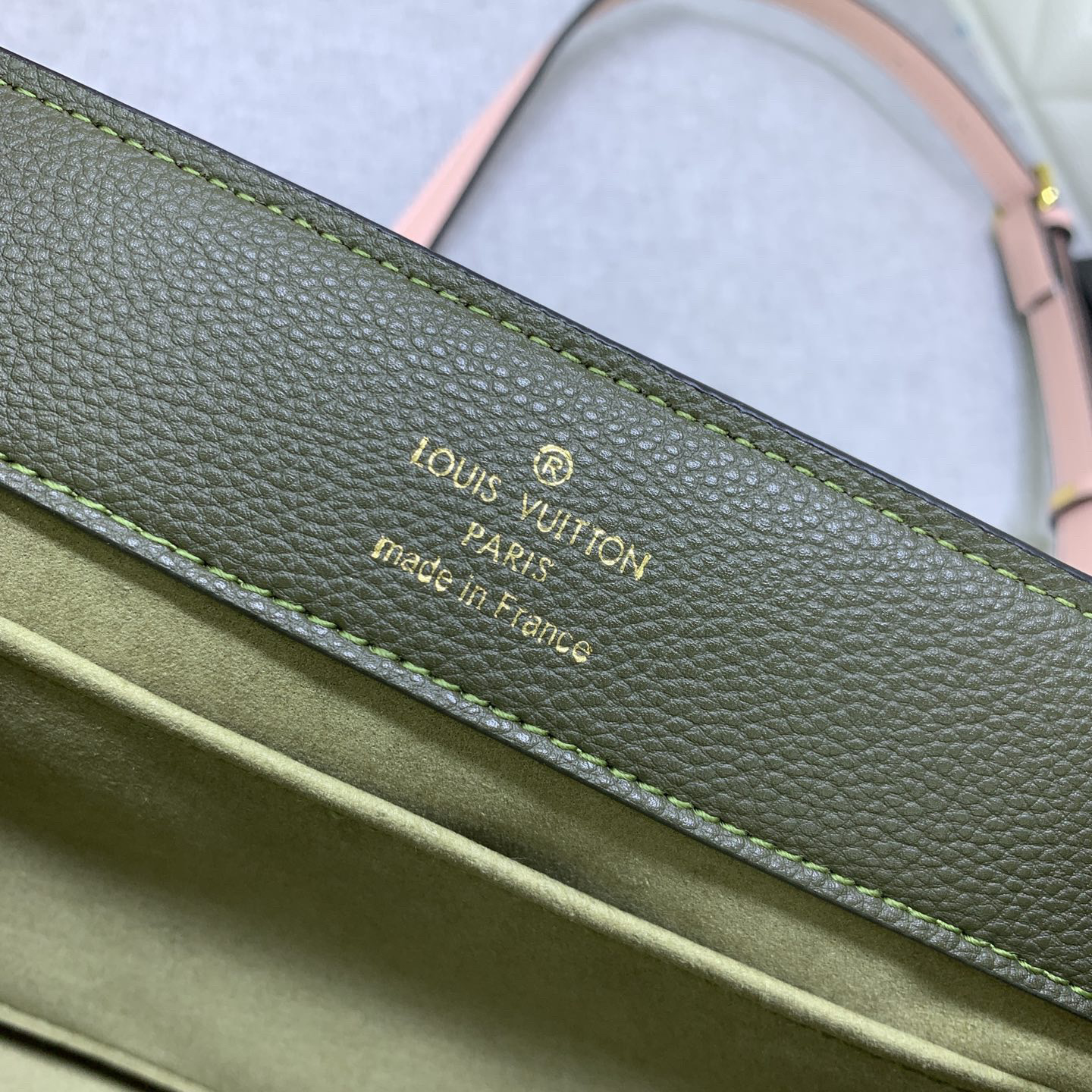 LV Designer Bagss Luxury Bag Classic Handbag Leisure Bag Exquisite Lines And Iconic Lv Padlocks Convey A Trendy Style Fashion Women High Quality Leather Bag