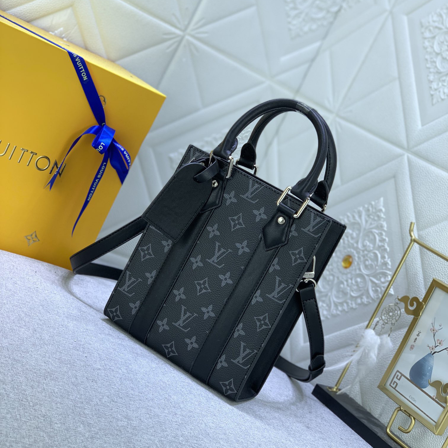 LV Designer Bagss Luxury Bag Classic Handbag Leisure Mini Bag Can Accommodate Smartphones, Wallets, And Keys Women High Quality Leather Bag