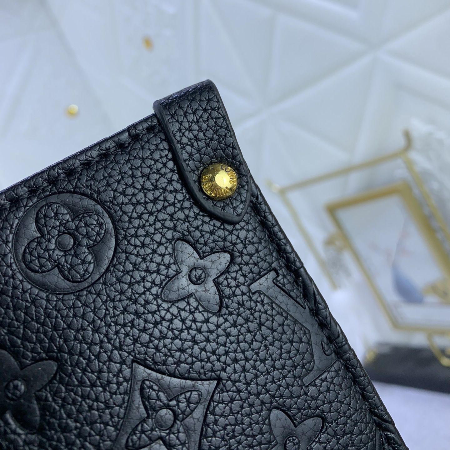 LV High Qualitys Women Handbag Equipped With Detachable And Adjustable Braided Leather Chain Strap For Easy Shoulder Or Crossbody Carrying Lady Clutch Shoulder Tote Female Purse Wallet Hand Bag