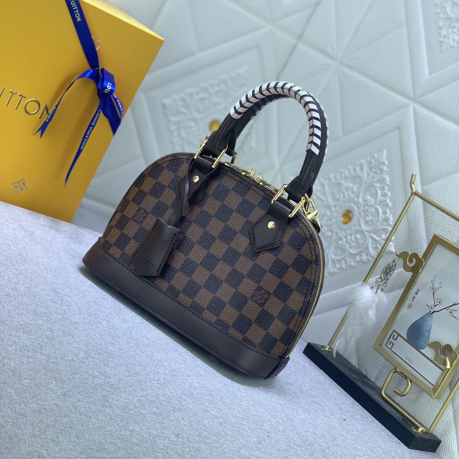 LV Designer Bagss Luxury Bag Classic Mini Handbag Detachable Handle And Detachable And Adjustable Strap Fashion Bag High Quality Leather Bag