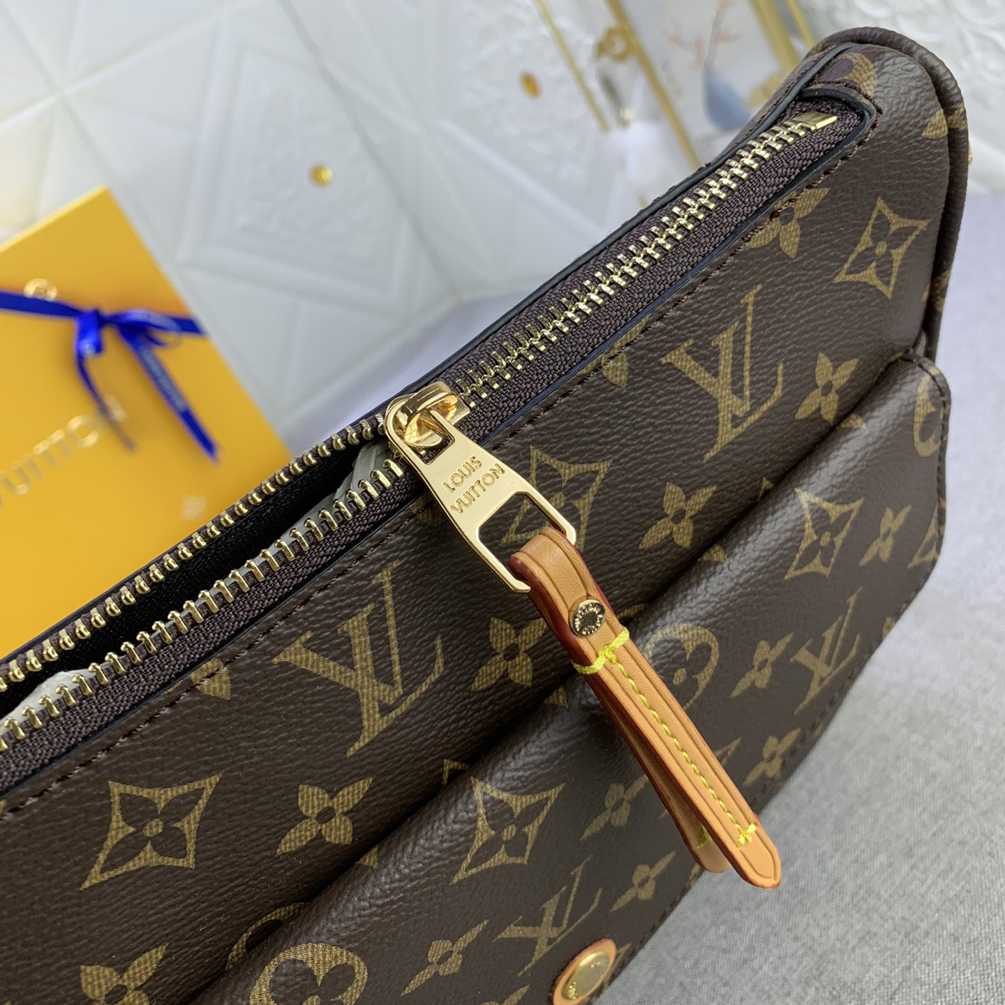 LV High Qualitys Women Bags Luxurys Handbags Ladies Designer Composite Bags Lady Clutch Bag Shoulder Tote Female Purse Wallet Hand Bag