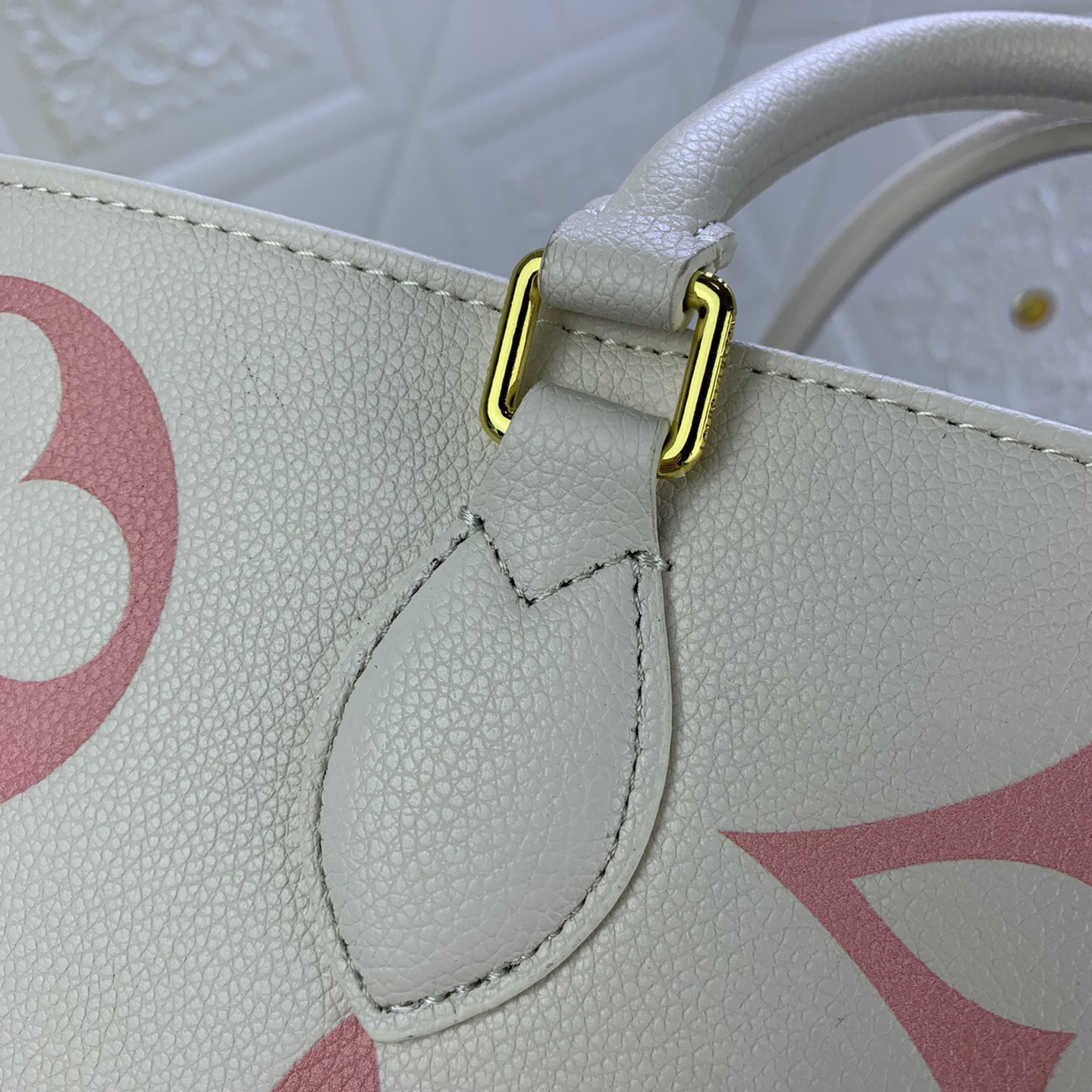 LV High Qualitys Women Handbag Equipped With Detachable And Adjustable Braided Leather Chain Strap For Easy Shoulder Or Crossbody Carrying Lady Clutch Shoulder Tote Female Purse Wallet Hand Bag