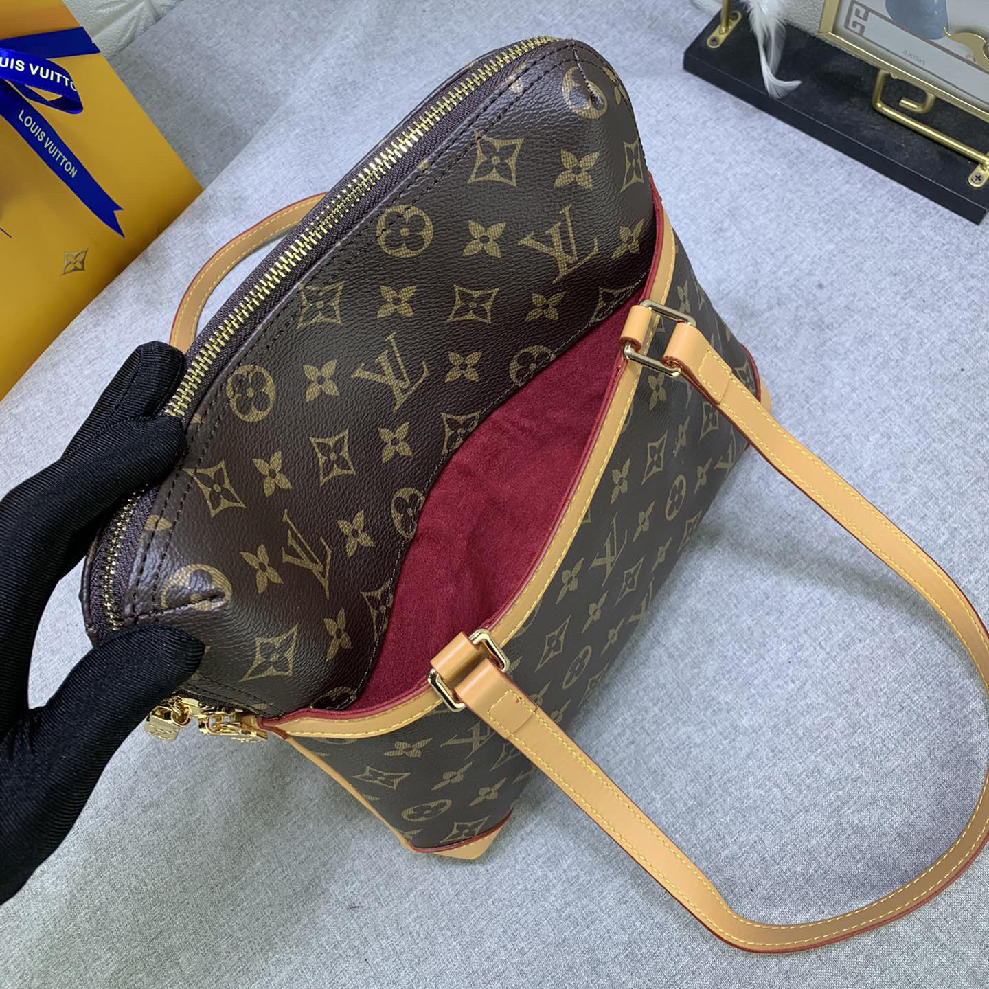 LV High Qualitys Women Bags Luxurys Handbags Ladies Designer Composite Bags Lady Clutch Bag Shoulder Tote Female Purse Wallet Hand Bag