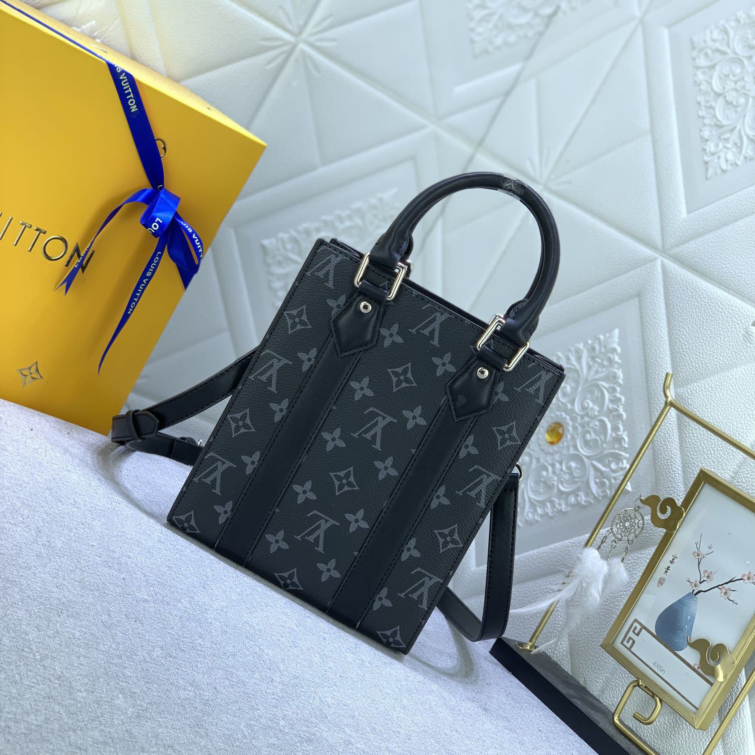 LV Designer Bagss Luxury Bag Classic Handbag Leisure Mini Bag Can Accommodate Smartphones, Wallets, And Keys Women High Quality Leather Bag