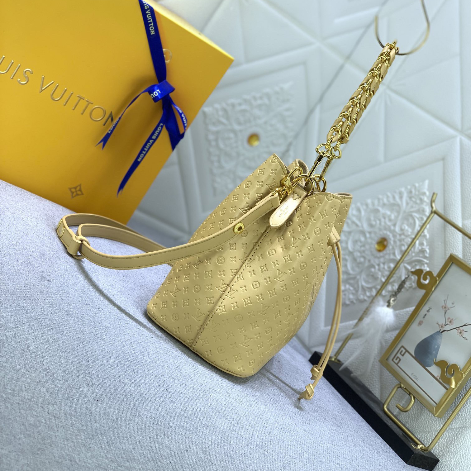 LV Designer Bagss Luxury Bag Classic Handbag Bucket Bag Detachable Handle And Detachable And Adjustable Strap Fashion Bag High Quality Leather Bag