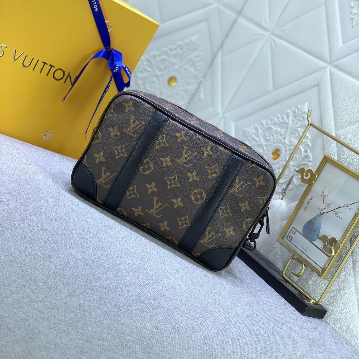 LV Designer Bag Shoulder Bag Luxury Bag Cosmetic Bag Wash Bag Wallet Crossbody Designer Bag Ladies Casual Handbag Chain Ladies Mini Bag