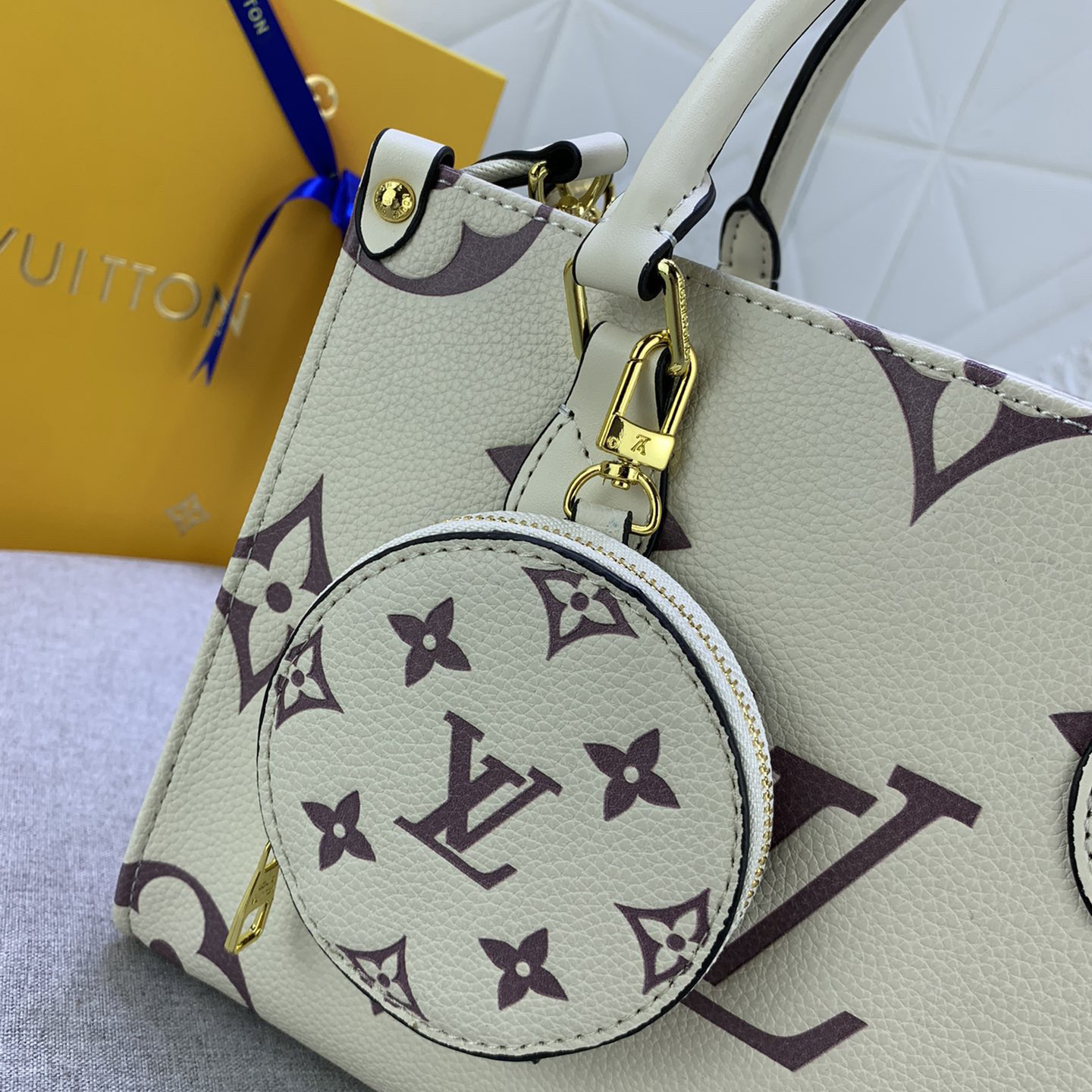 LV Designer Bagss Luxury Bag Classic Handbag Two Shoulder Strap The Long And Short Handles Are Easy To Carry Or Shoulder Back Women High Quality Leather Bag