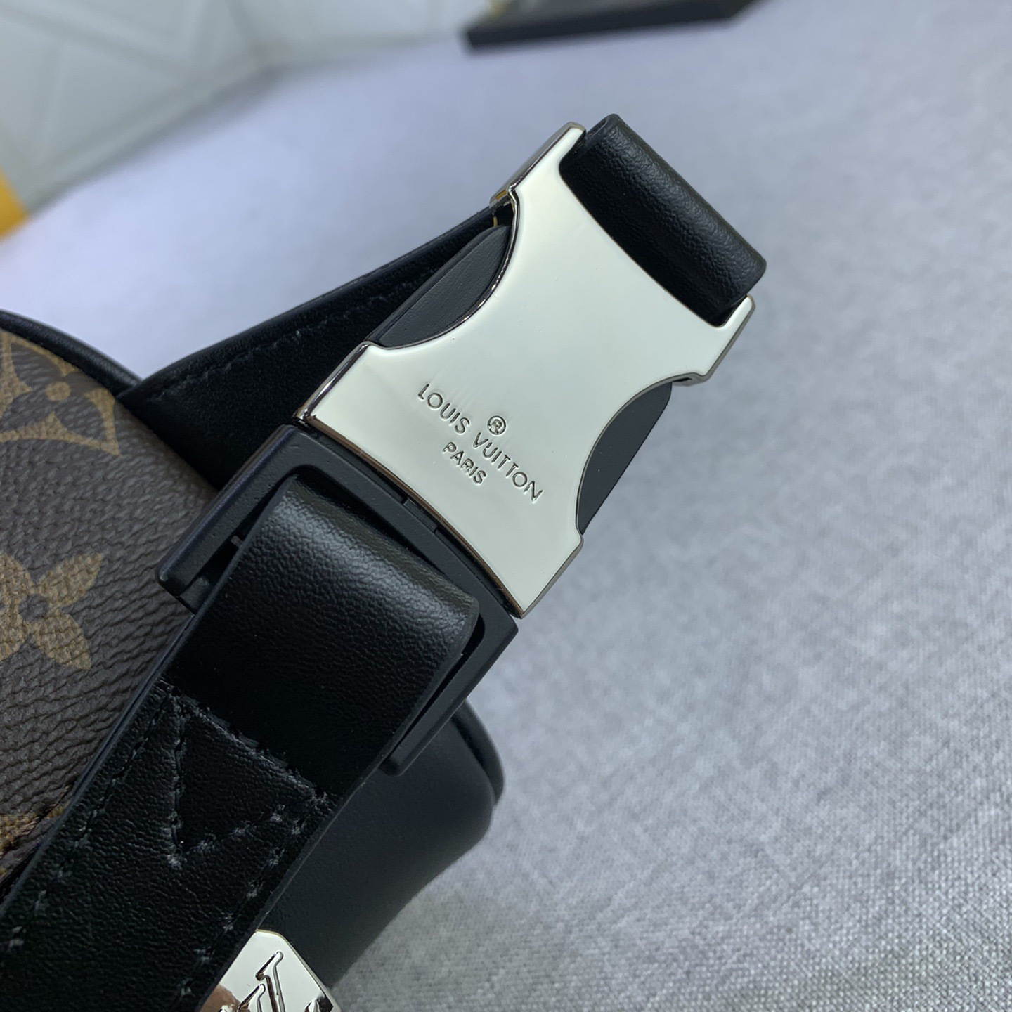 LV Fashion Nylon Waist Bag For Women Men Casual Belt Bags Zipper Chest Fanny Pack Mens Bumbag Leather Crossbody Sport Fannypacks