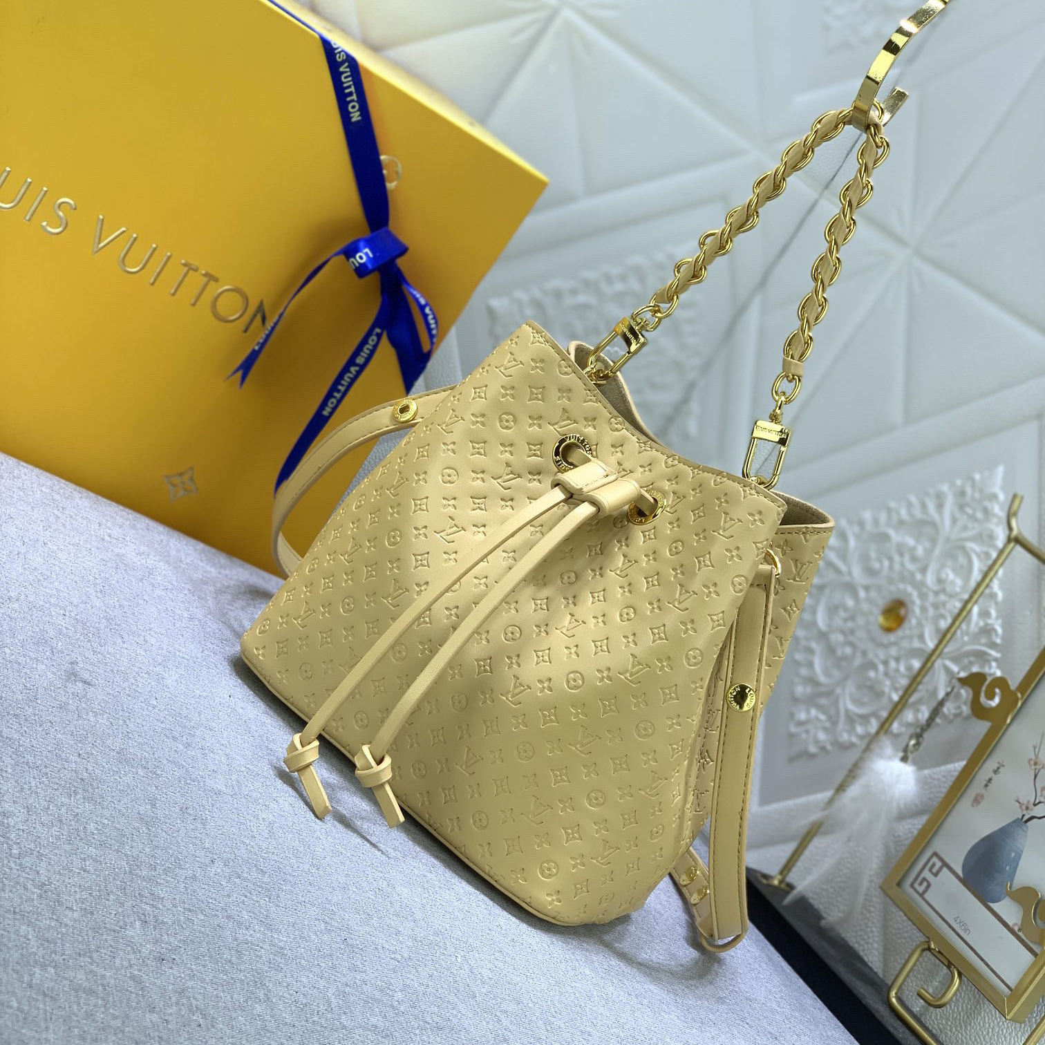 LV Designer Bagss Luxury Bag Classic Handbag Bucket Bag Detachable Handle And Detachable And Adjustable Strap Fashion Bag High Quality Leather Bag