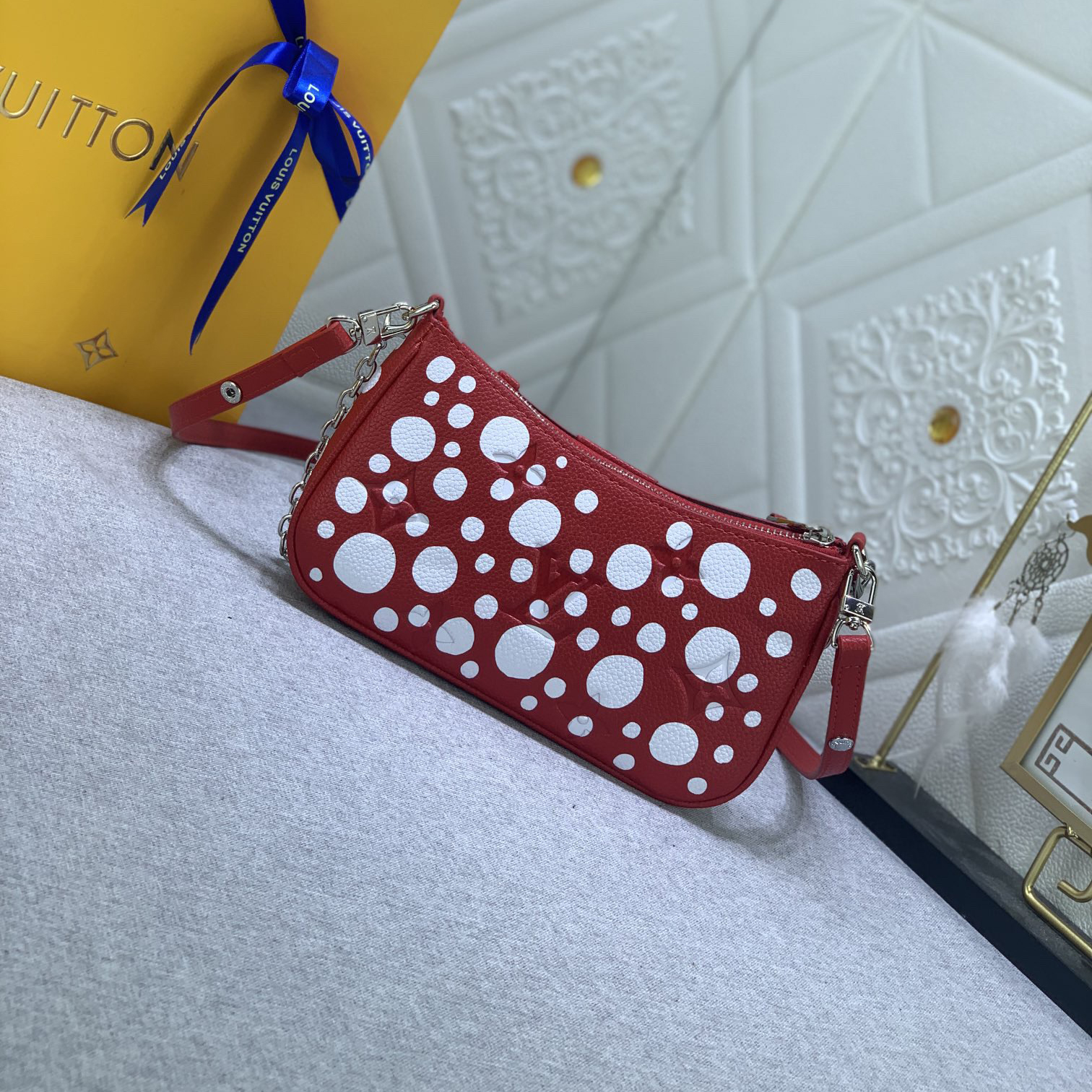 LV Designer Bagss Luxury Bag Classic Handbag Both The Chain And Adjustable Leather Shoulder Strap Can Be Disassembled The Canvas Surface Iconic Polka Dots Of Women Fashion Bag High Quality Leather Bag
