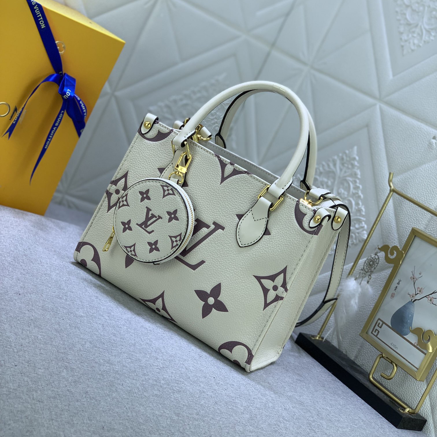 LV Designer Bagss Luxury Bag Classic Handbag Two Shoulder Strap The Long And Short Handles Are Easy To Carry Or Shoulder Back Women High Quality Leather Bag