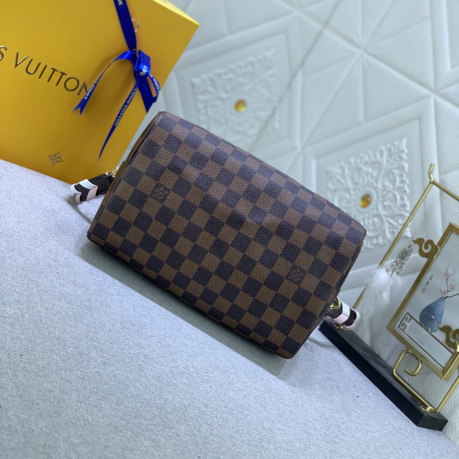 LV Designer Bagss Luxury Bag Classic Grid Handbag Pillow Bag Fashion Bag High Quality Leather Bag