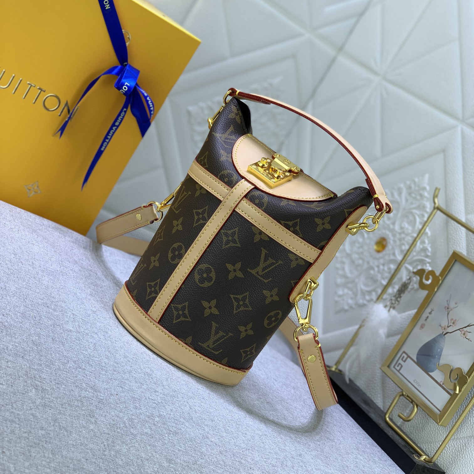 LV Designer Mini Ice Cream Cylinder Women's Shoulder Bag Luxury Bag Detachable Shoulder High Quality Leather Crossbody Fashion Bag