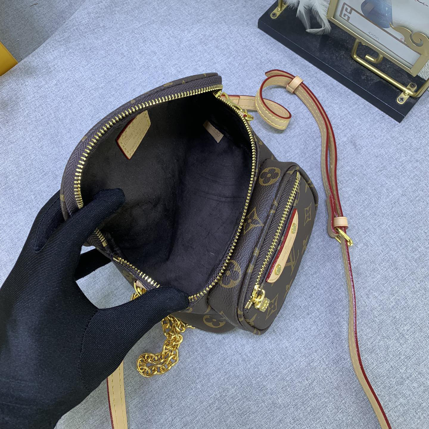 LV Designer Bag Shoulder Bag Luxury Bag Cosmetic Bag Wash Bag Wallet Crossbody Designer Bag Ladies Casual Handbag Chain Ladies Mini