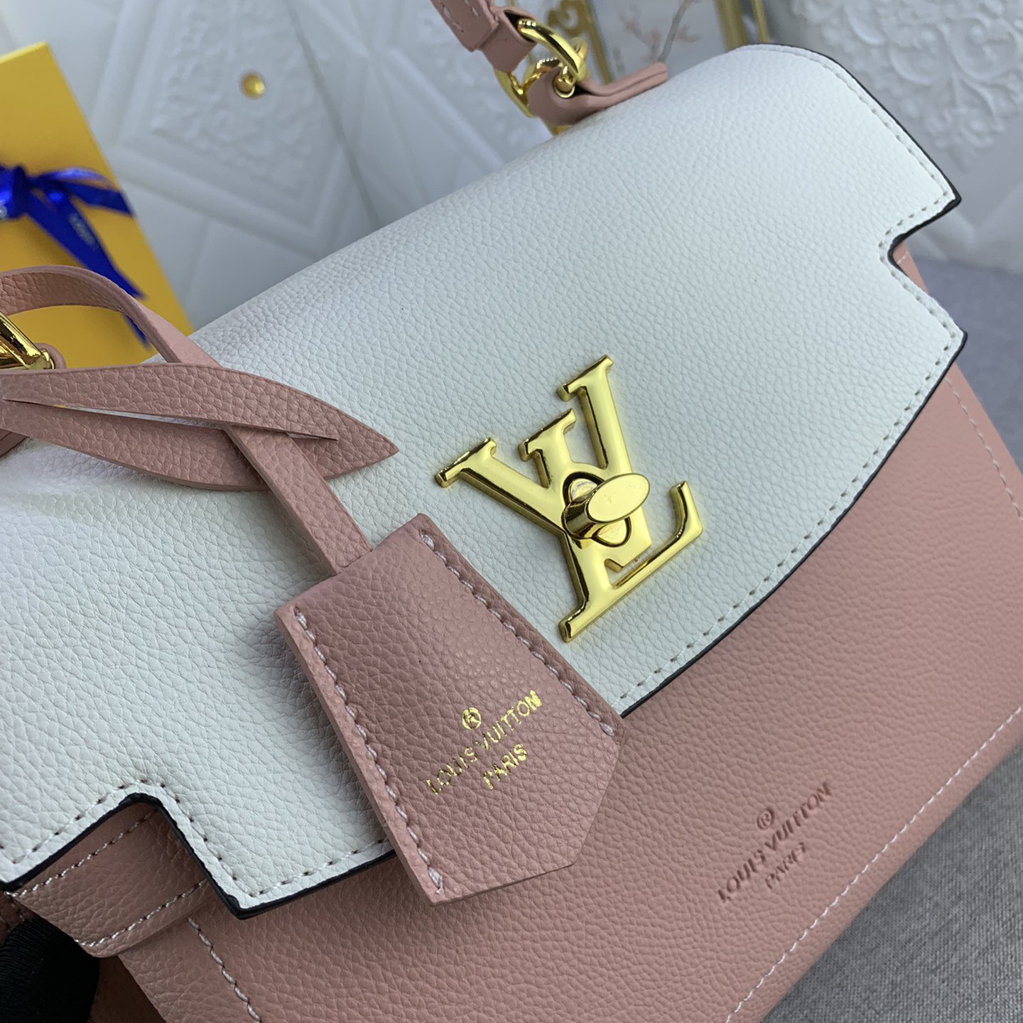 LV Designer Bagss Luxury Bag Classic Handbag Leisure Bag Exquisite Lines And Iconic Lv Padlocks Convey A Trendy Style Fashion Women High Quality Leather Bag