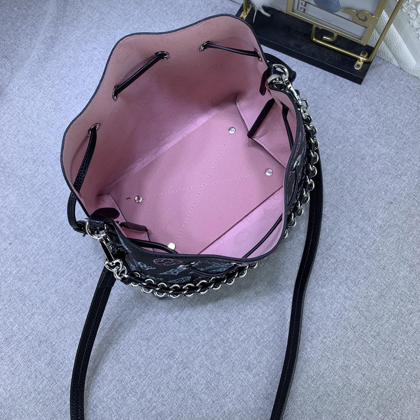 LV Designer Bagss Luxury Bag Classic Handbag Bucket Bag Detachable Handle And Detachable And Adjustable Strap Fashion Bag High Quality Leather Bag