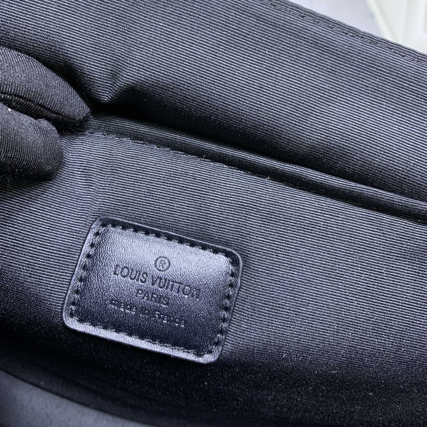 LV Designer Bagss Luxury Bag Classic Handbag Disassembly Woven Leather Strap Printed Handbag The Its Ample Interior Can Accommodate Printed Laptops And Other Office Supplies Fashion Bag High Quality Leather Bag