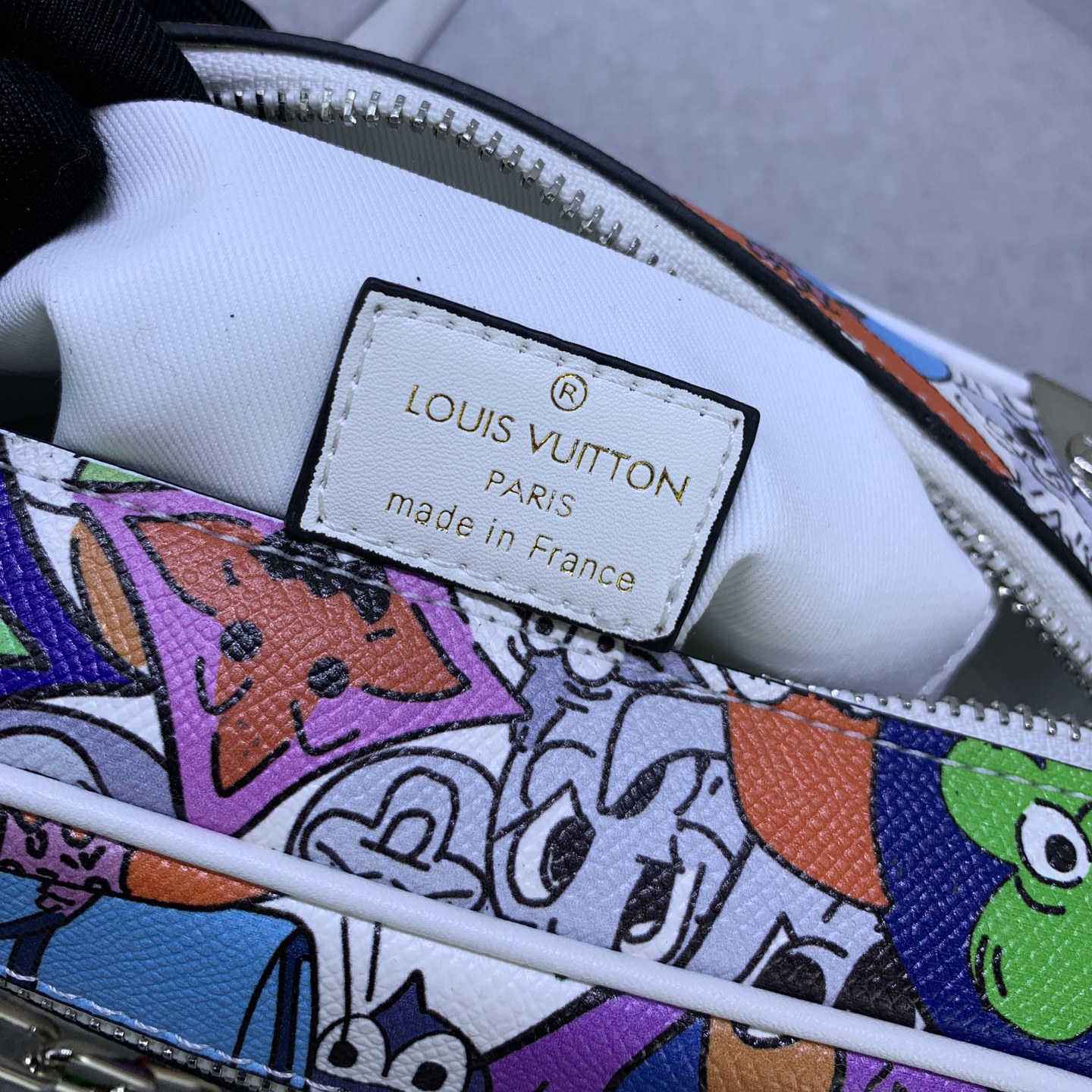 LV Designer Bag Shoulder Bag Luxury Bag Cosmetic Bag Wash Bag Wallet Crossbody Designer Bag Ladies Casual Handbag Chain Ladies Mini Bag