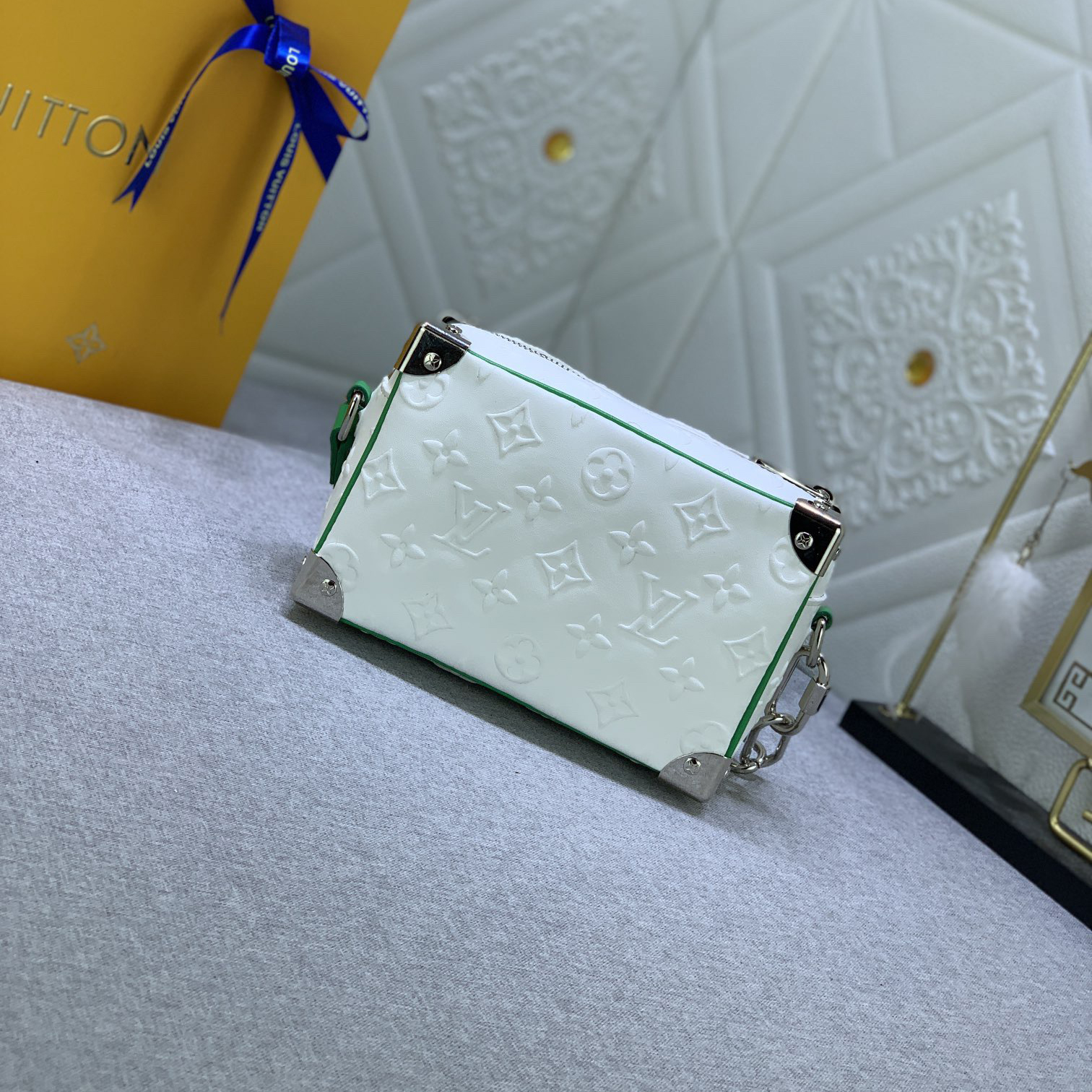 LV Designer Bag Shoulder Bag Luxury Bag Cosmetic Bag Wash Bag Wallet Crossbody Designer Bag Ladies Casual Handbag Chain Ladies Mini Bag