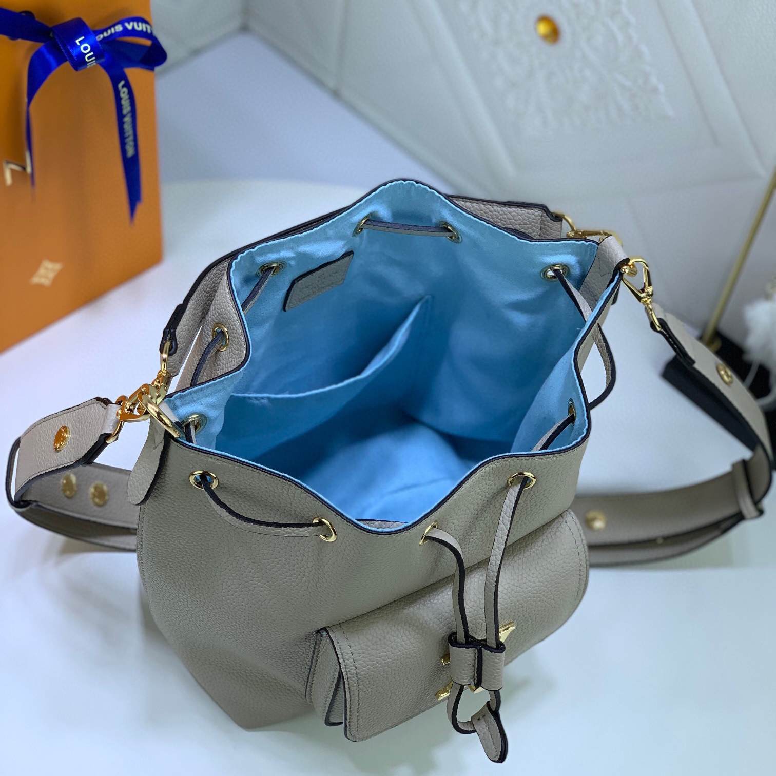 LV High Qualitys Women Handbag Equipped With Detachable And Adjustable Braided Leather Chain Strap For Easy Shoulder Or Crossbody Carrying Lady Clutch Shoulder Tote Female Purse Wallet Hand Bag