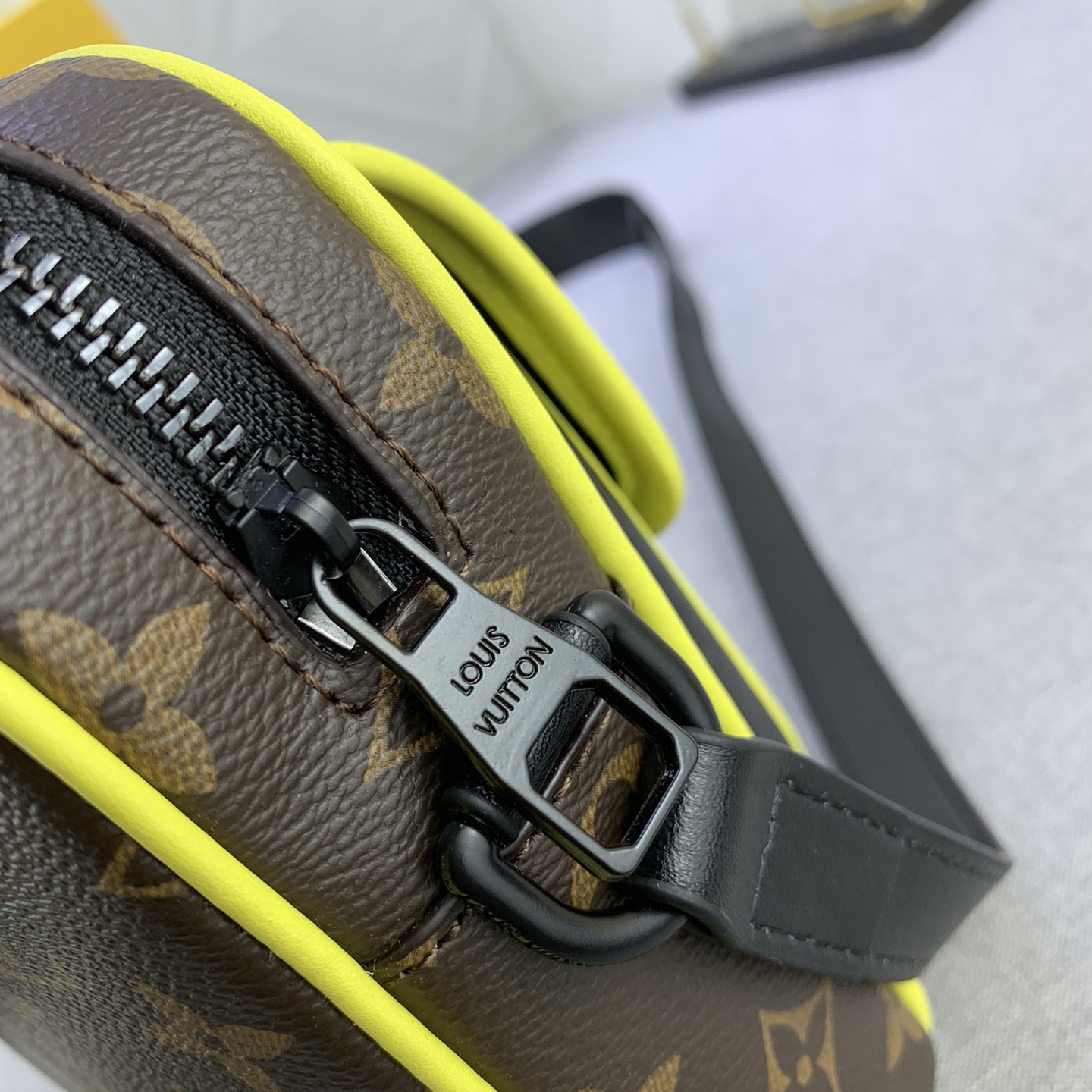 LV Designer Bag Shoulder Bag Luxury Bag Cosmetic Bag Wash Bag Wallet Crossbody Designer Bag Ladies Casual Handbag Chain Ladies Mini Bag