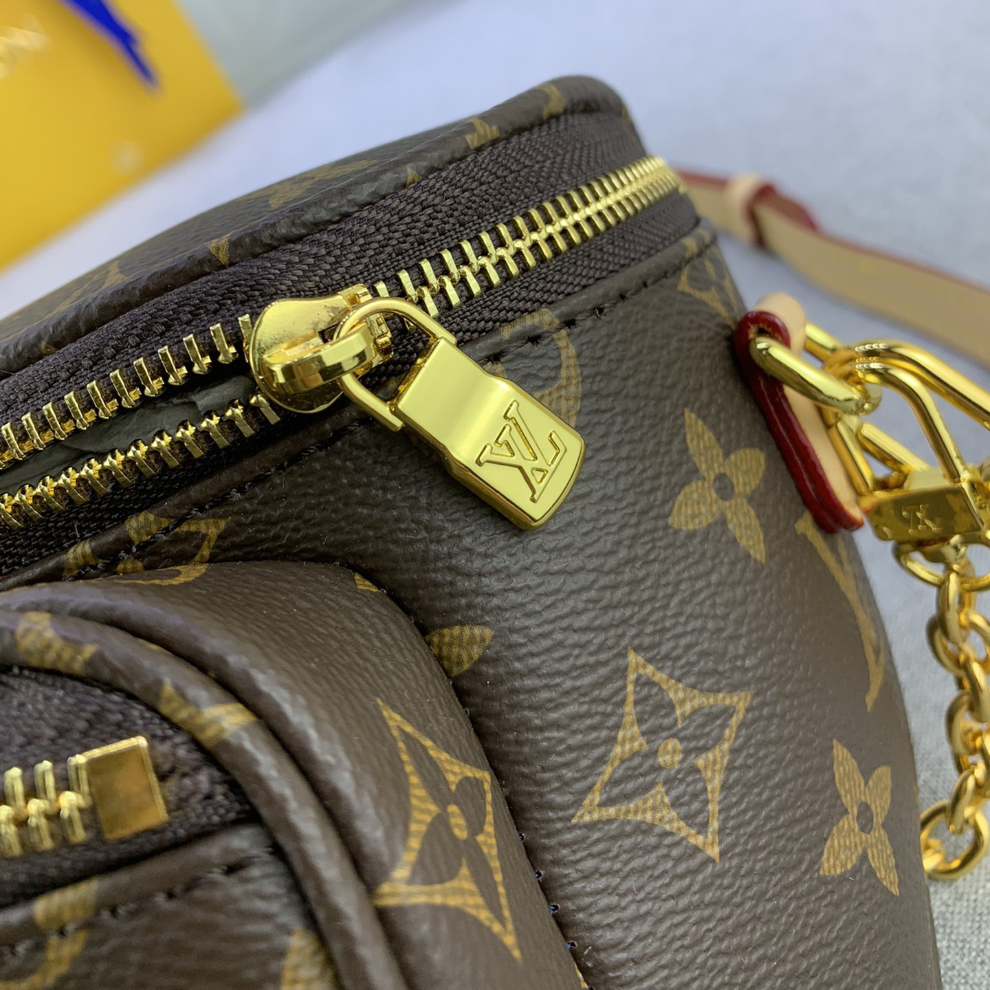 LV Designer Bag Shoulder Bag Luxury Bag Cosmetic Bag Wash Bag Wallet Crossbody Designer Bag Ladies Casual Handbag Chain Ladies Mini