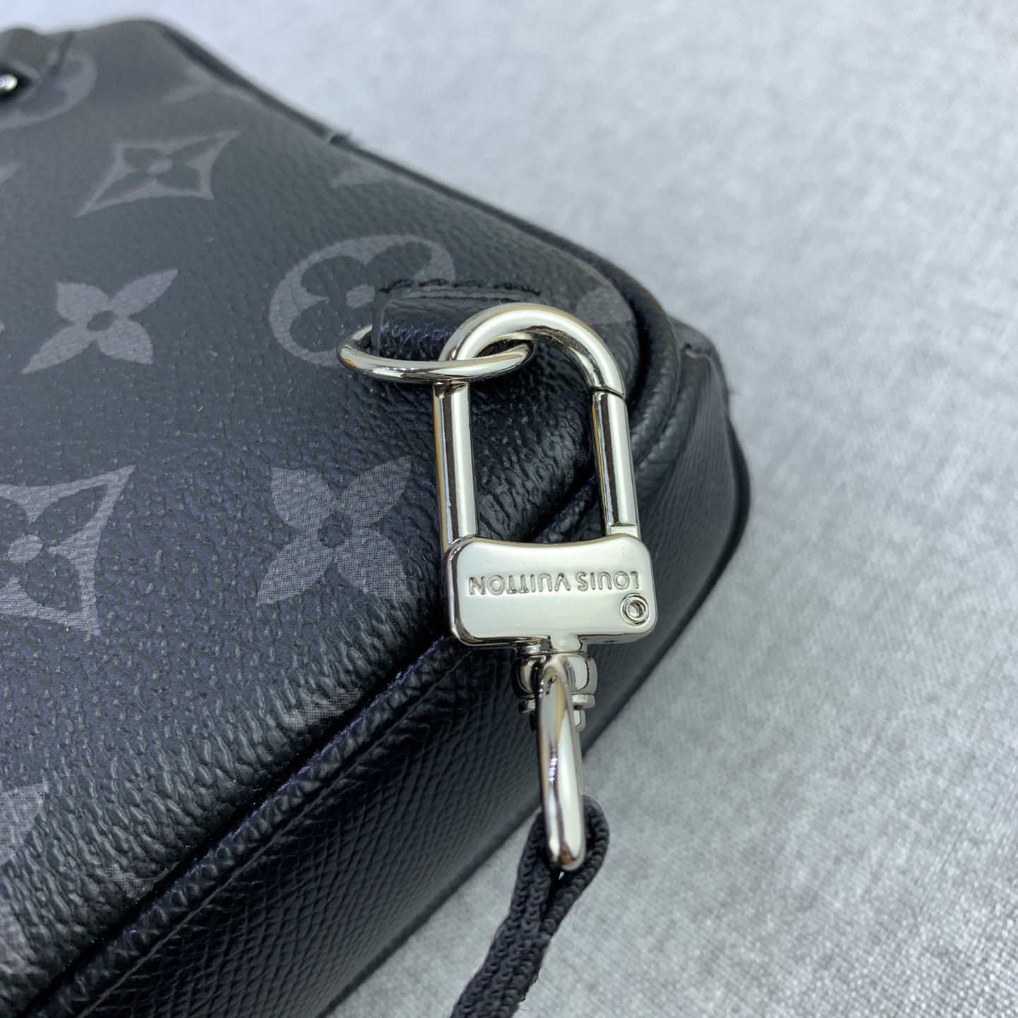 LV Designer Women's Shoulder Bag Luxury Bag Detachable And Adjustable Shoulder High Quality Leather Crossbody Fashion Printed Hand Bag