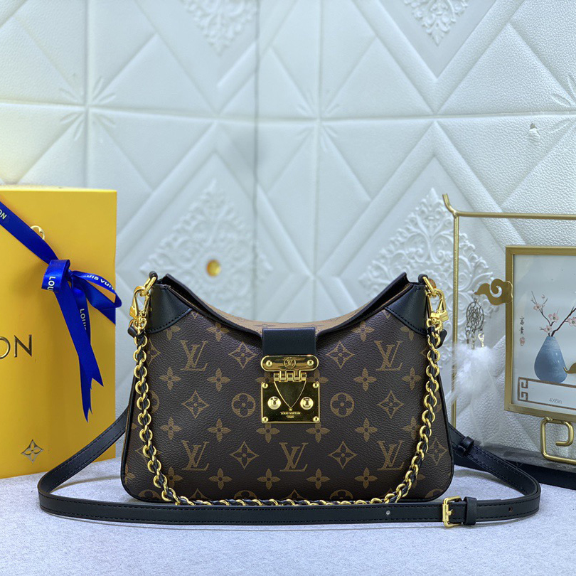 LV Designer Bag Shoulder Bag Luxury Bag Adjustable Shoulder Straps For Easy Shoulder Or Crossbody Crossbody Designer Bag Ladies Casual Handbag Chain Ladies Moon Package Half Circle Package Arc Package Pea Package Mini Bag