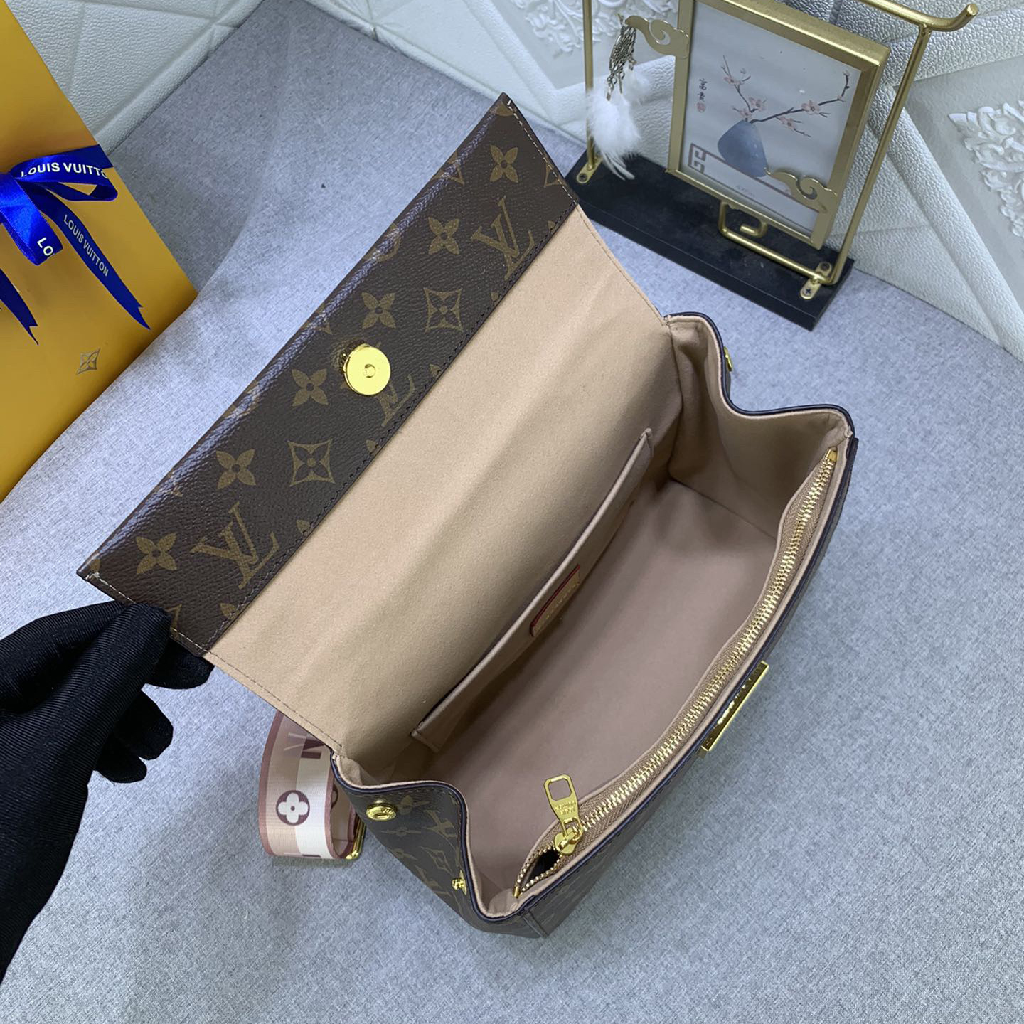 LV High qualitys Women Bags Luxurys Handbags Ladies Clutch Bag Shoulder Tote Female Purse Wallet Hand Bag