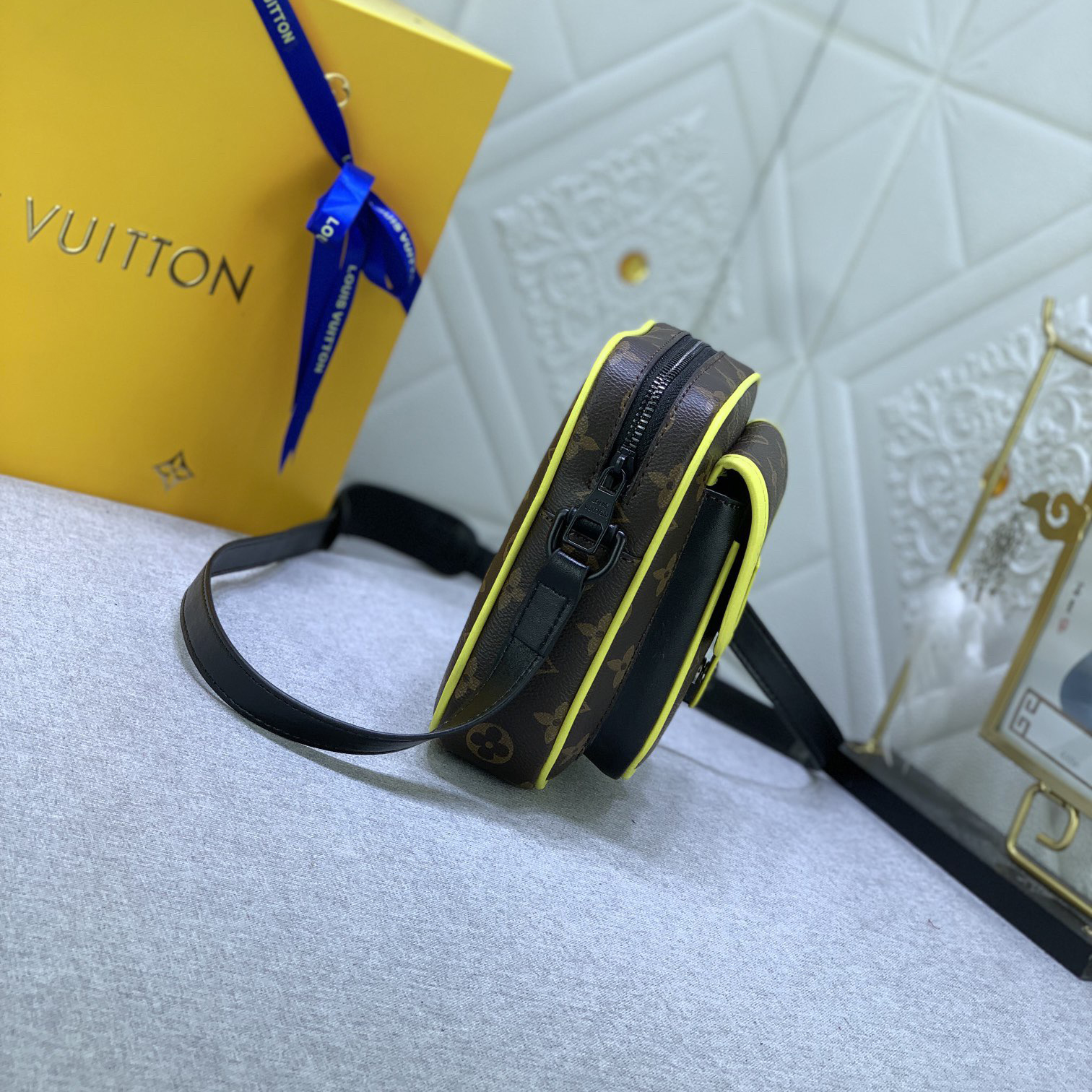 LV Designer Bag Shoulder Bag Luxury Bag Cosmetic Bag Wash Bag Wallet Crossbody Designer Bag Ladies Casual Handbag Chain Ladies Mini Bag