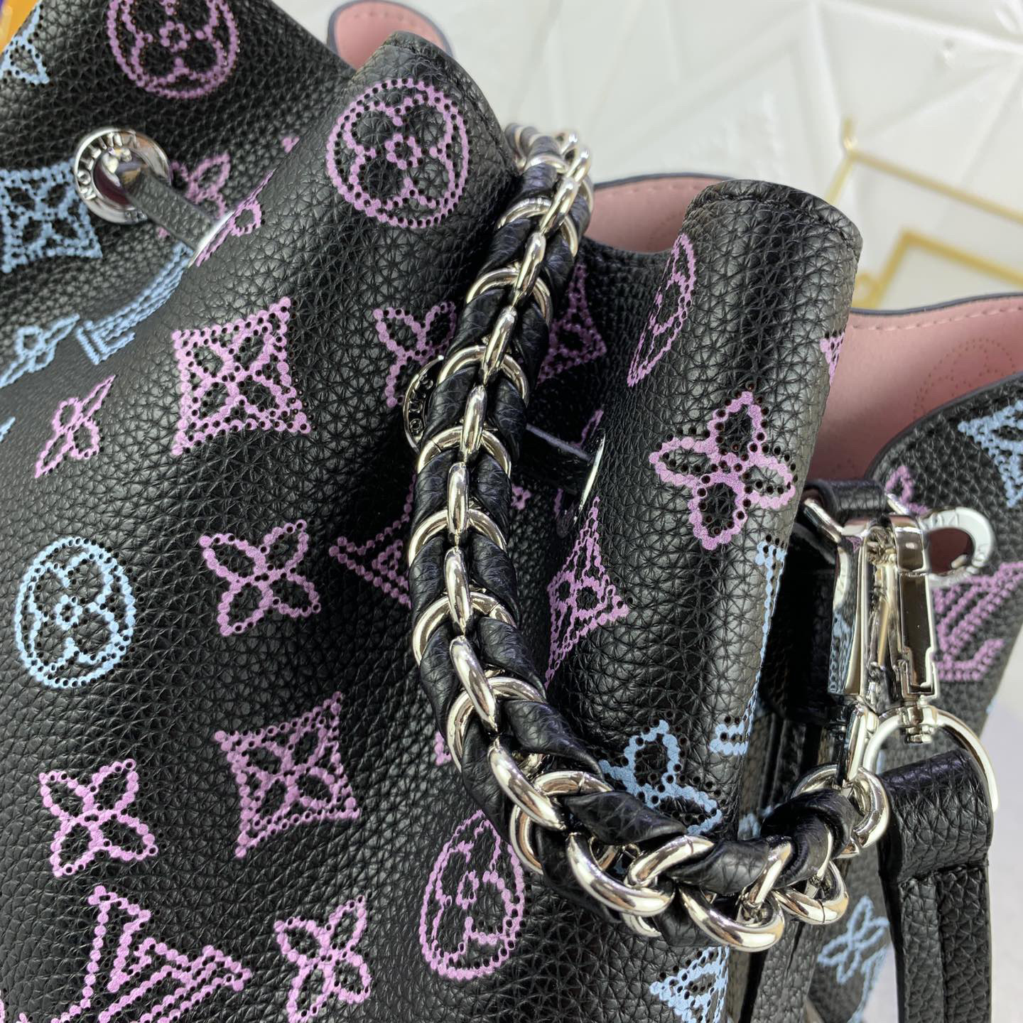 LV Designer Bagss Luxury Bag Classic Handbag Bucket Bag Detachable Handle And Detachable And Adjustable Strap Fashion Bag High Quality Leather Bag