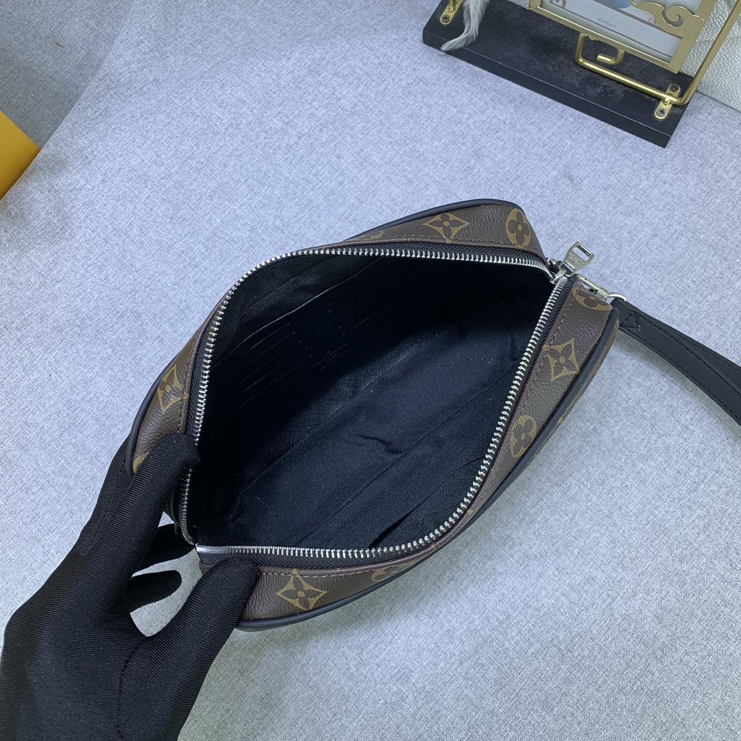 LV Fashion Nylon Waist Bag For Women Men Casual Belt Bags Zipper Chest Fanny Pack Mens Bumbag Leather Crossbody Sport Fannypacks