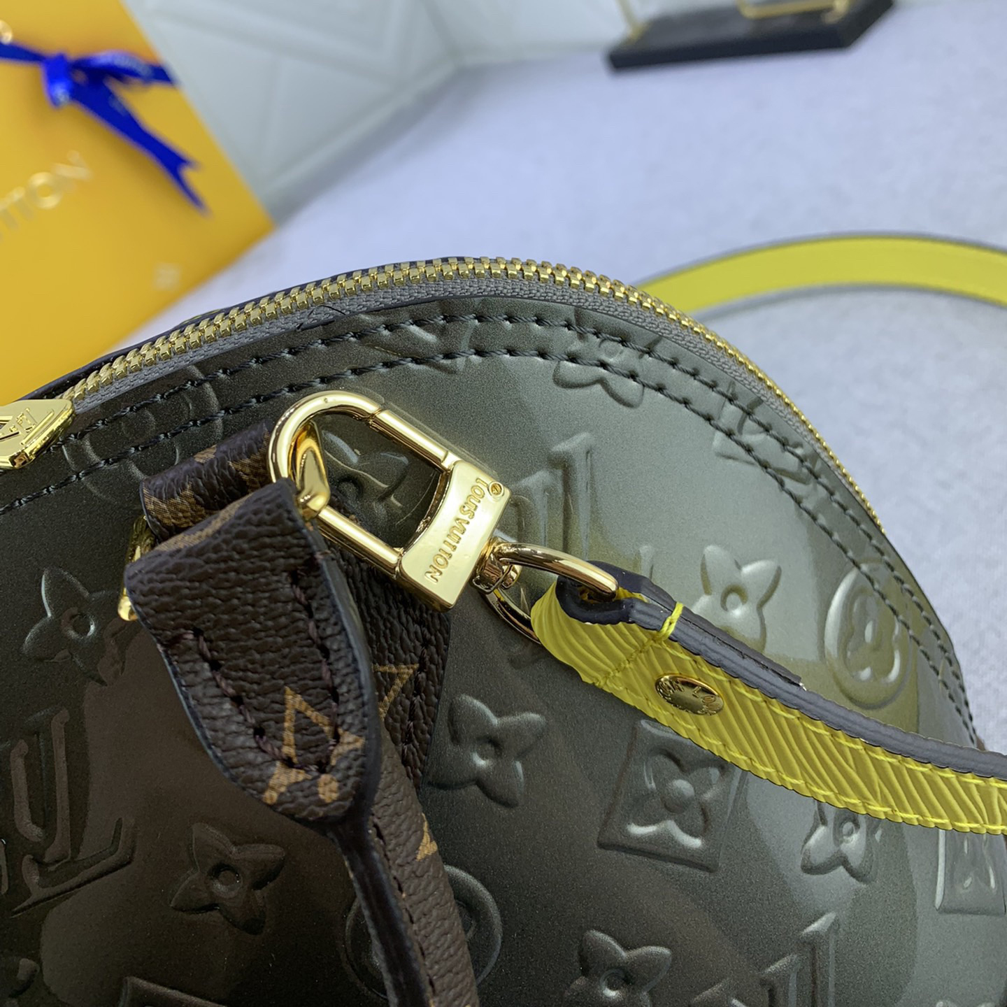 LV Designer Bagss Luxury Bag Classic Mini Handbag Detachable Handle And Detachable And Adjustable Strap Fashion Bag High Quality Leather Bag