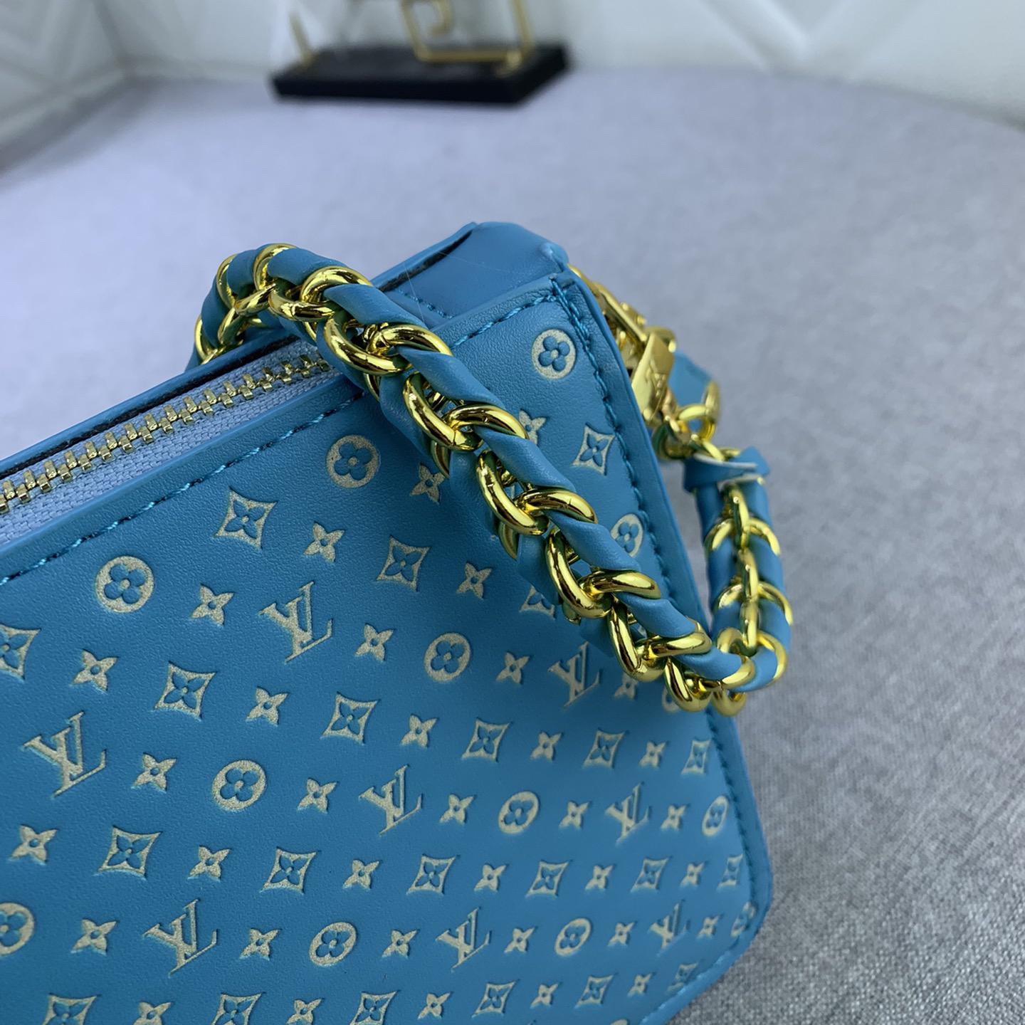 LV High Qualitys Women Handbag Equipped With Detachable And Adjustable Braided Leather Chain Strap For Easy Shoulder Or Crossbody Carrying Lady Clutch Shoulder Tote Female Purse Wallet Hand Bag