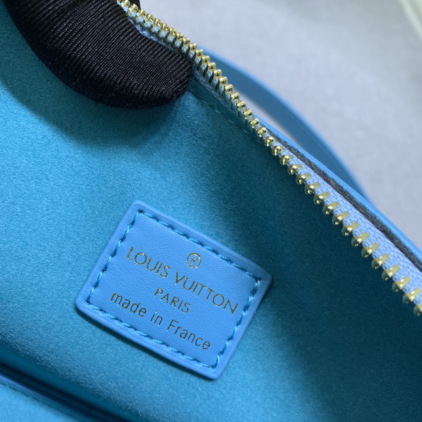 LV High Qualitys Women Handbag Equipped With Detachable And Adjustable Braided Leather Chain Strap For Easy Shoulder Or Crossbody Carrying Lady Clutch Shoulder Tote Female Purse Wallet Hand Bag