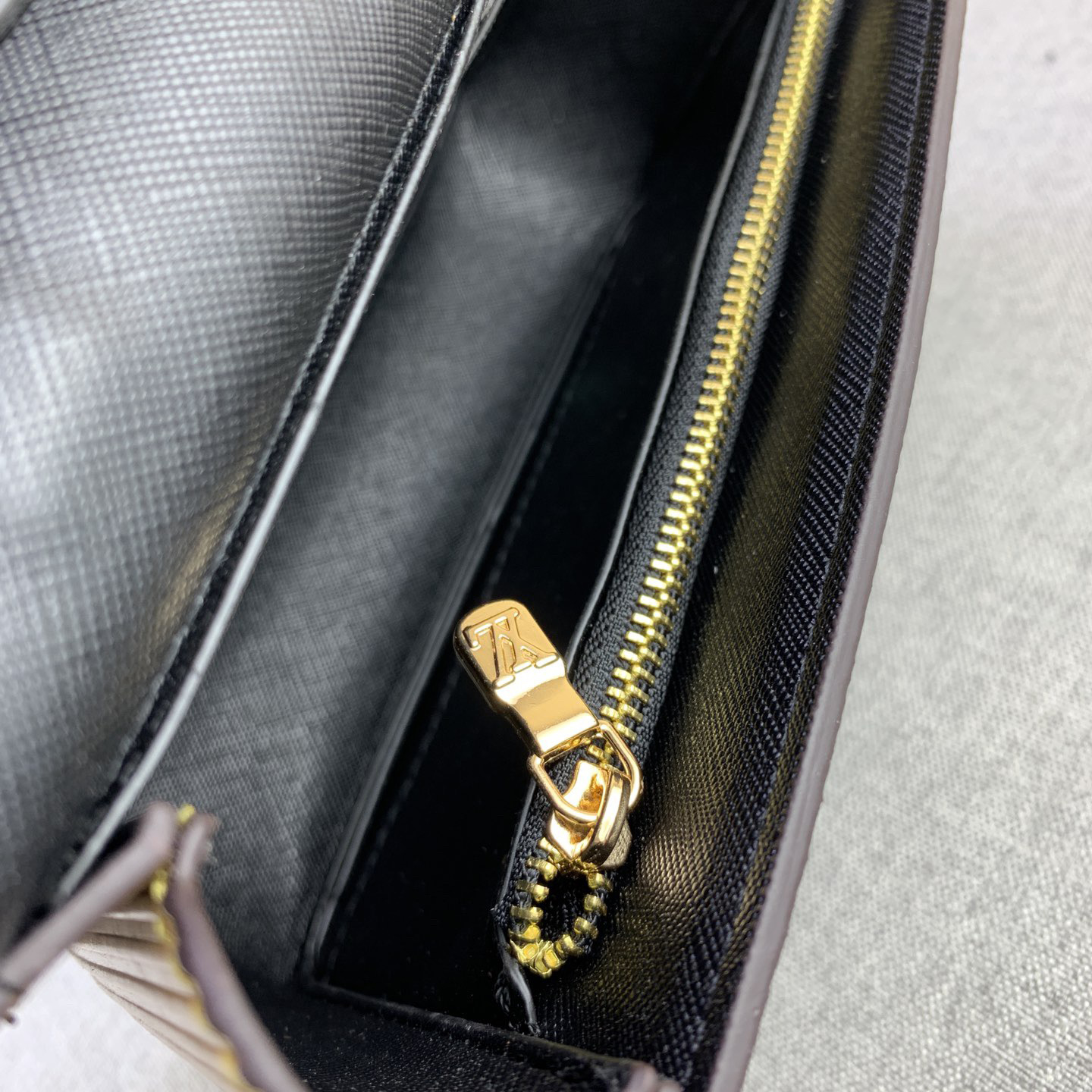 LV High Quality Women Shoulder Bags Luxury Leather Lining And Splicing Parts Build The Appearance Of Book Pages And Ridges Ladies Clutch Bag Shoulder Tote Female Purse Wallet Hand Bag