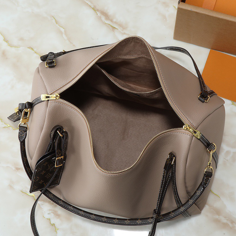 LV High qualitys Women Shoulder Bags Luxurys Ladies Clutch Bag Shoulder Tote Female Purse Wallet Hand Bag