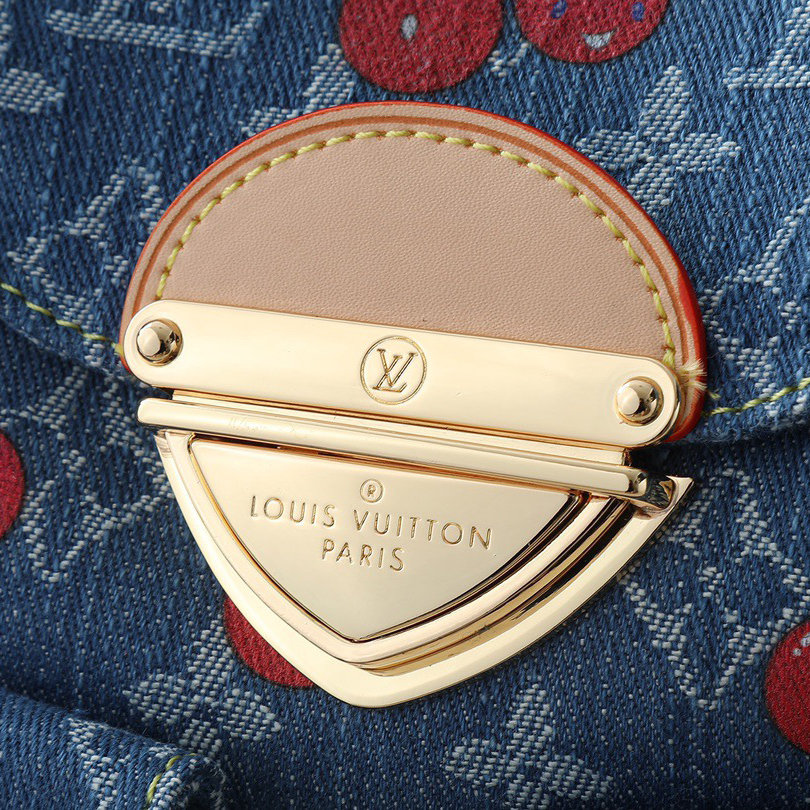 LV High Qualitys Women Bags Denim Backpack Leather Outlines Slender Shoulder Straps Bright Buckle Lights Up The Flip Cover And Outer Bag Female Purse Wallet Hand Bag