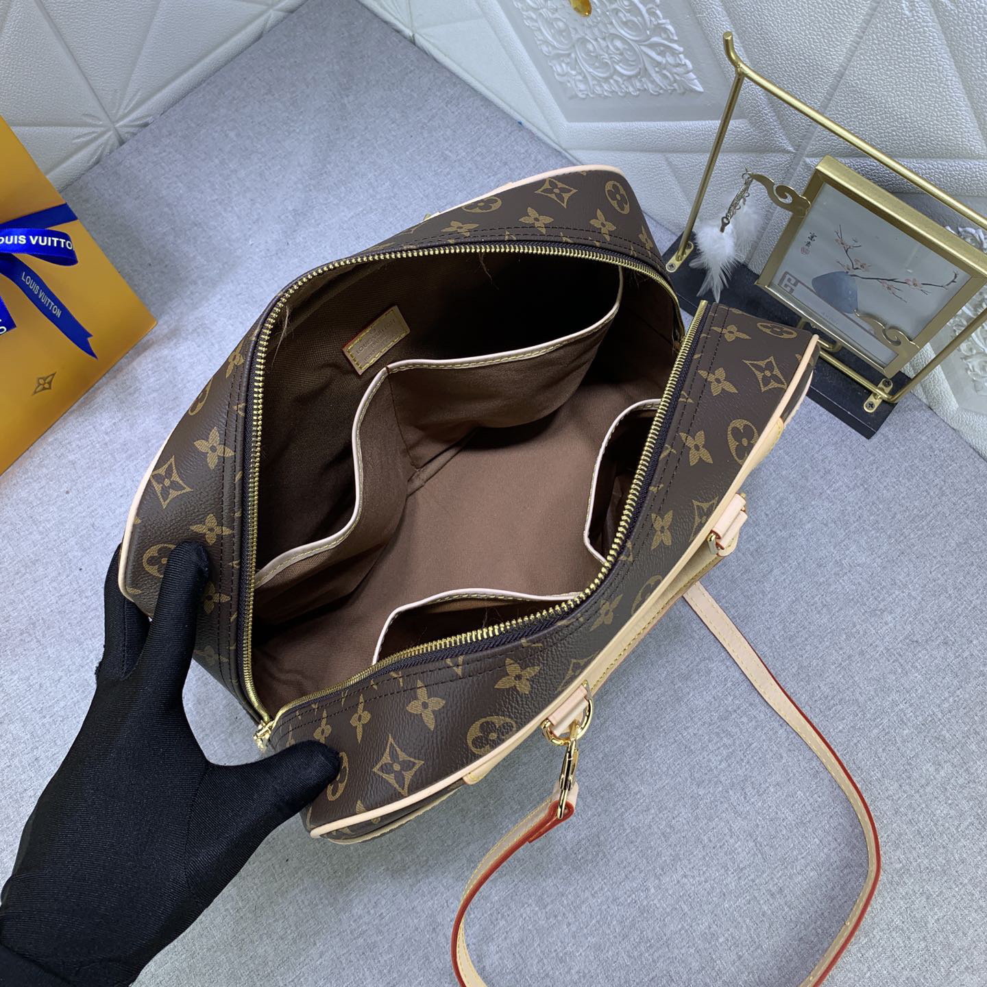 LV High qualitys Women Bags Luxurys Handbags Ladies Clutch Bag Shoulder Tote Female Purse Wallet Hand Bag