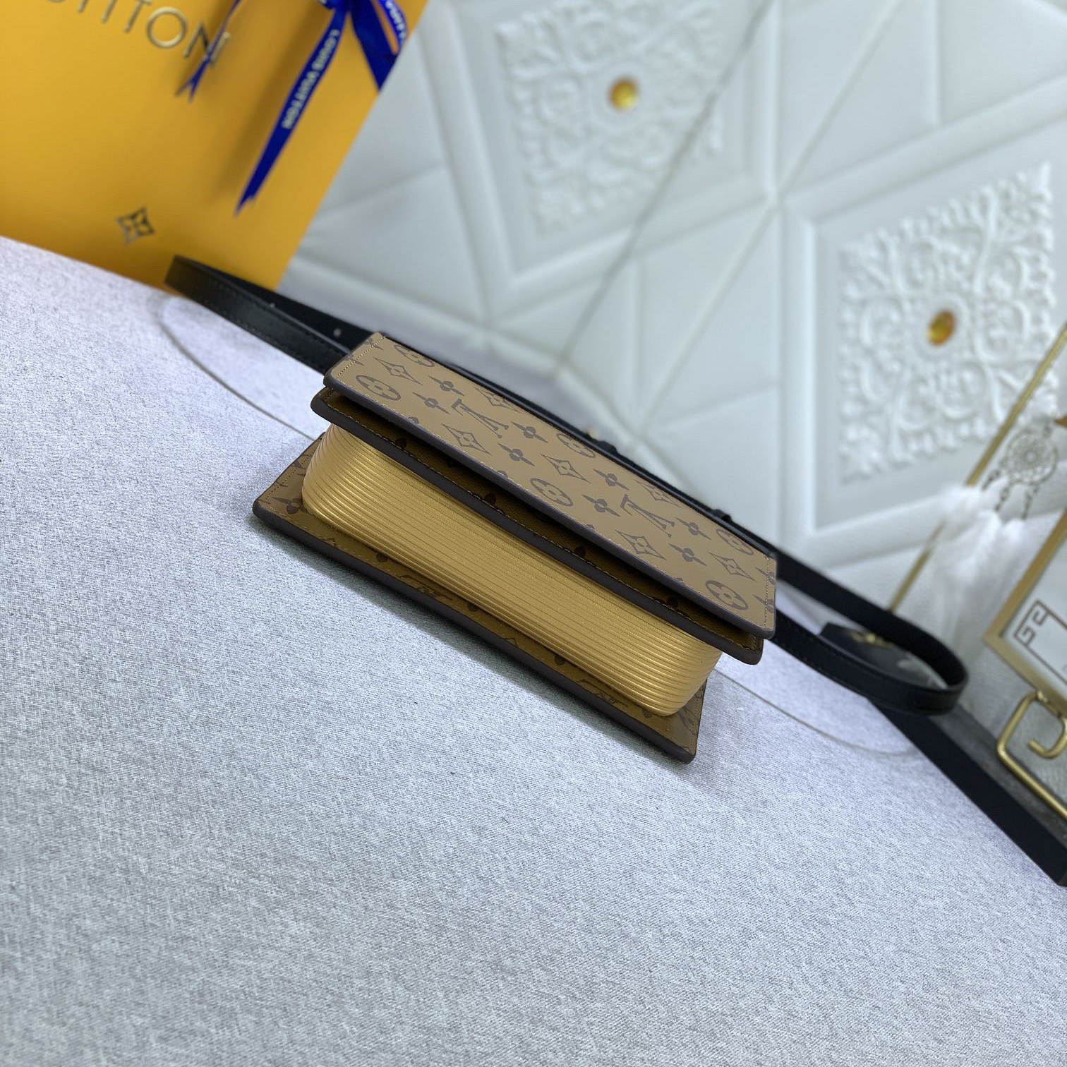 LV High Quality Women Shoulder Bags Luxury Leather Lining And Splicing Parts Build The Appearance Of Book Pages And Ridges Ladies Clutch Bag Shoulder Tote Female Purse Wallet Hand Bag