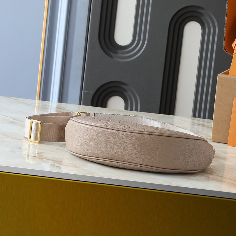 LV Designer Bag Shoulder Bag Luxury Bag Adjustable Shoulder Straps For Easy Shoulder Or Crossbody Crossbody Designer Bag Ladies Casual Handbag Chain Ladies Moon Package Half Circle Package Arc Package Pea Package Bag