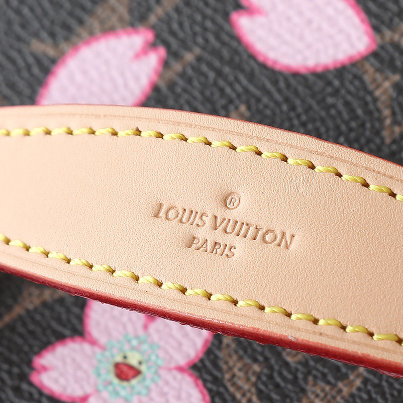 LV High Quality Women Shoulder Bags Luxuries Makeup Bag Is Made Of Monogram Coated Canvas With Rounded Strokes And Concentrated Box Shaped Contours. Double Zippers Open And Close Securely To Store The Required Monogram Shoulder Tote Female Hand Bag