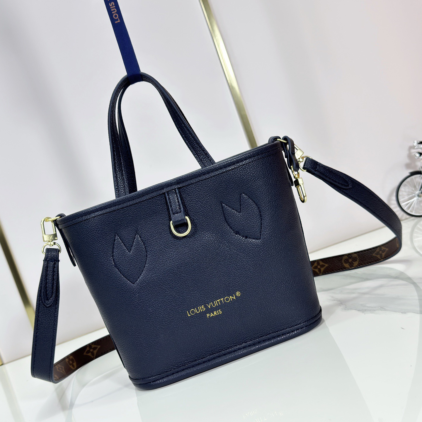 LV High Quality Women Shoulder Bags Luxury Classic Design Double Sided Version Canvas And Grain Leather Decor Front And Back Detachable Shoulder Straps For Easy Cross Shoulder Strap Monogram Reverse Shoulder Tote Female Purse Wallet Hand Bag