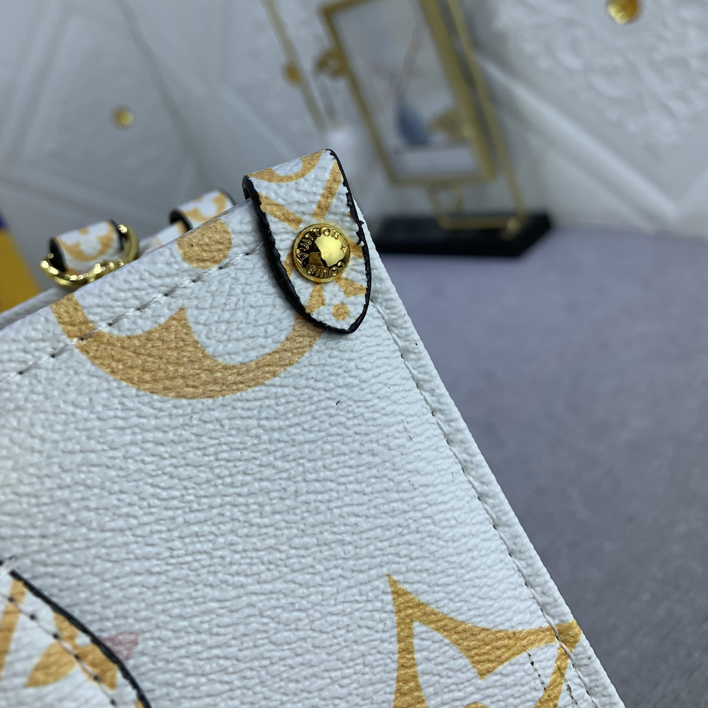 LV High Quality Women Shoulder Bags Luxury Canvas Rendering New Gradient Color Tone Ladies Clutch Bag Detachable Round Zero, Detachable Jacquard Shoulder Straps Shoulder Tote Female Purse Wallet Hand Bag